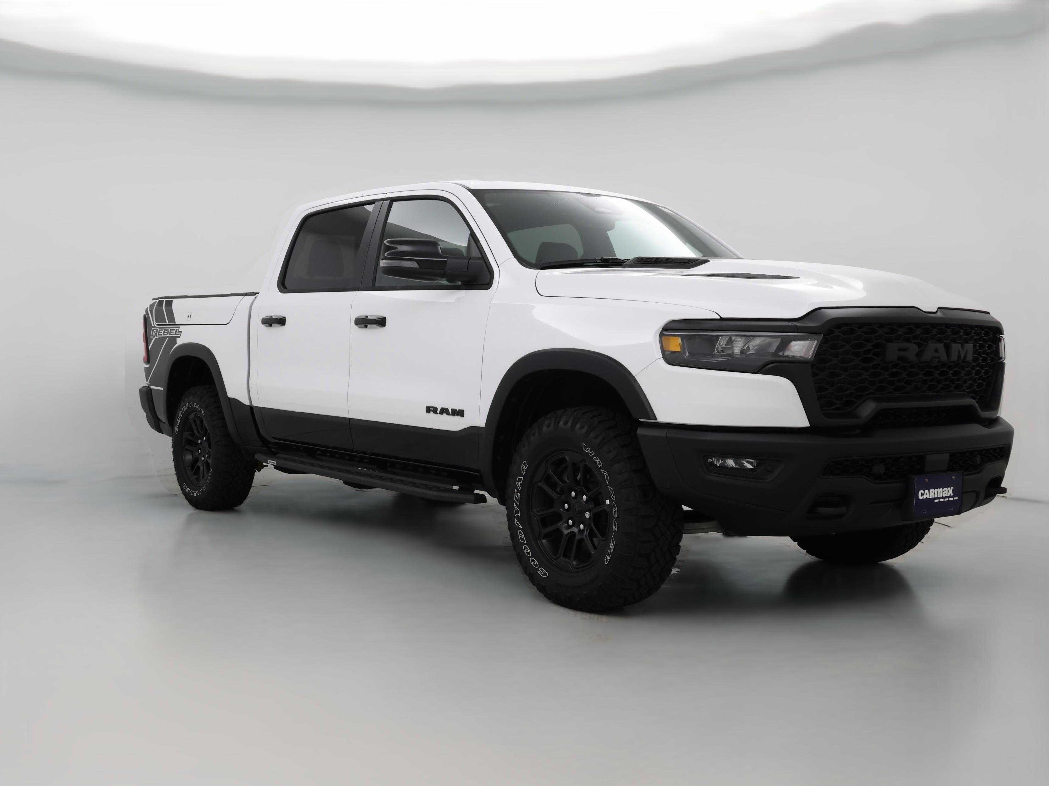 Thumbnail: 2025 RAM 1500 - 1