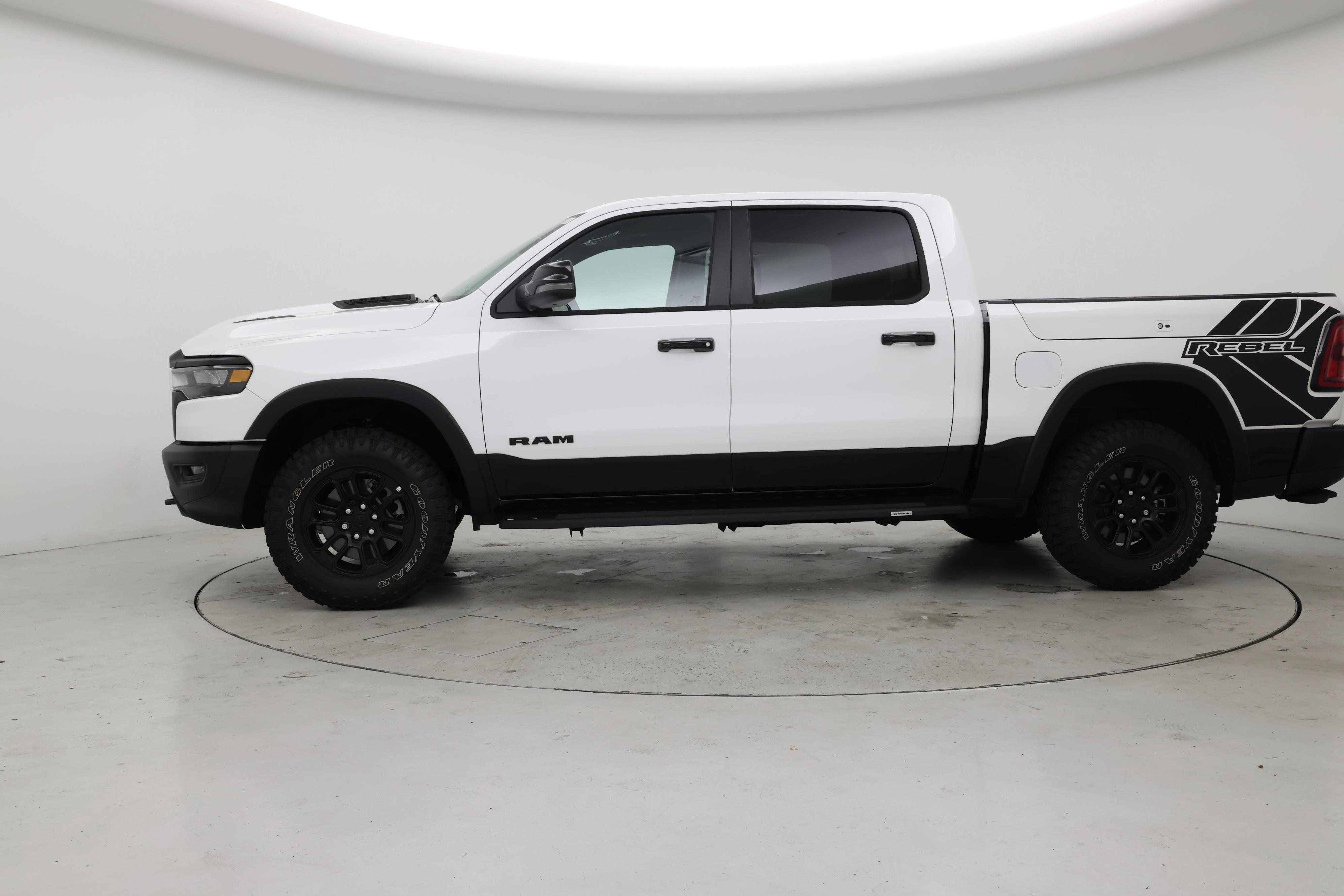 Thumbnail: 2025 RAM 1500 - 3