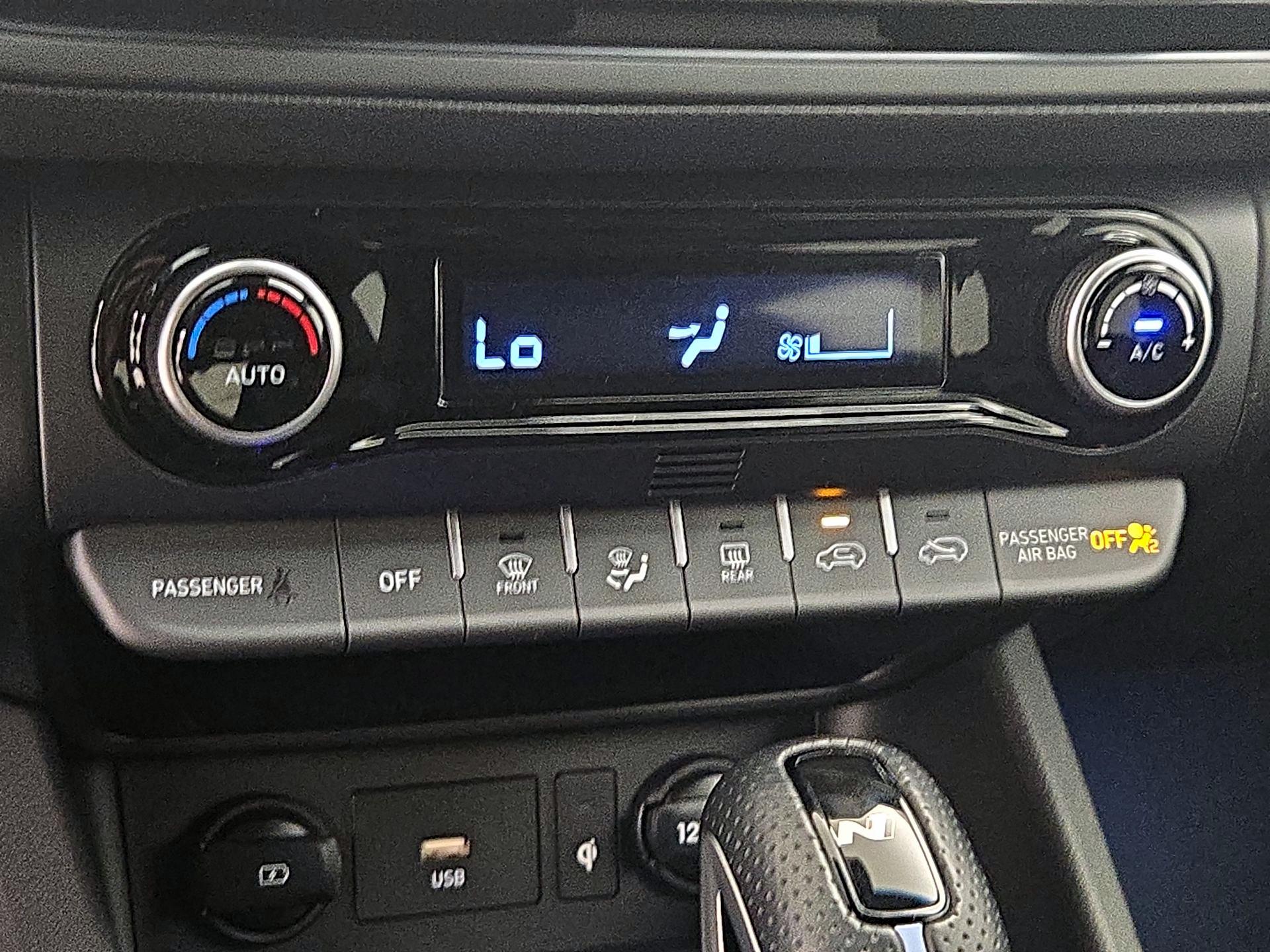 Thumbnail: 2022 Hyundai Kona - 17