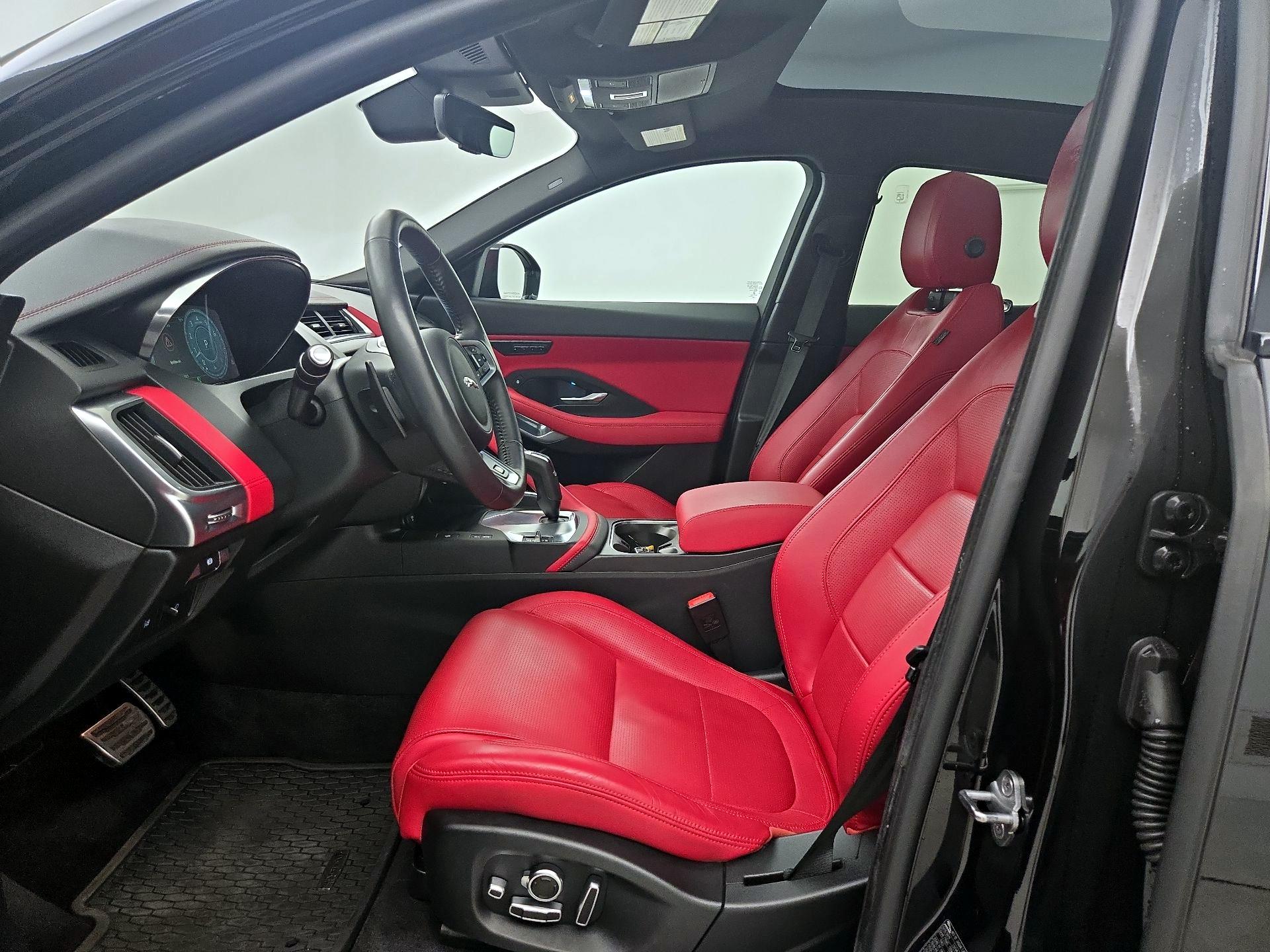 Thumbnail: 2020 Jaguar E-Pace - 11
