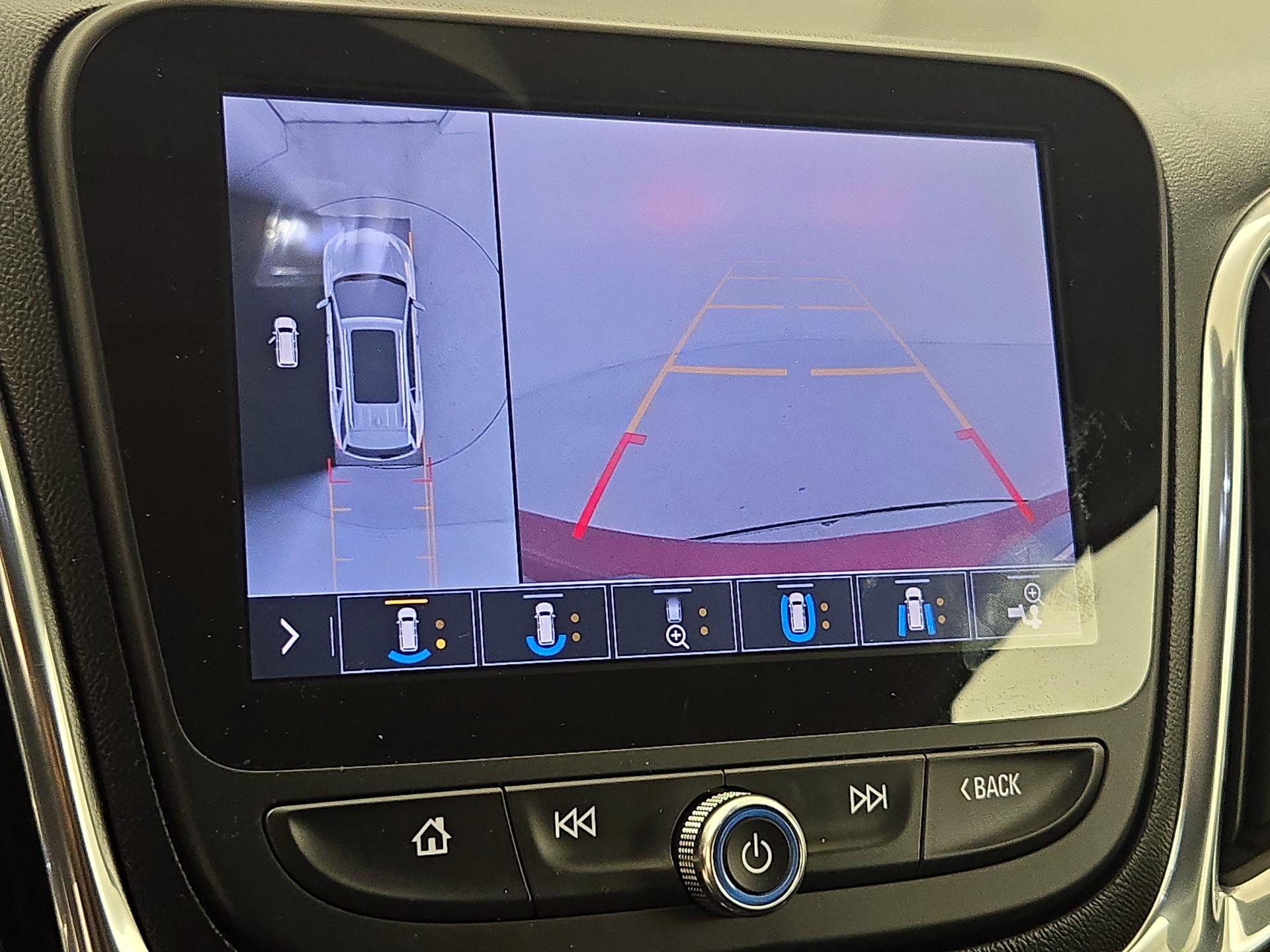 Thumbnail: 2020 Chevrolet Equinox - 14