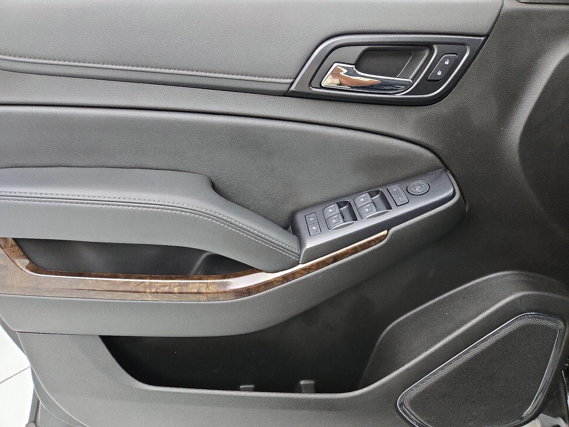 Thumbnail: 2020 Chevrolet Tahoe - 12