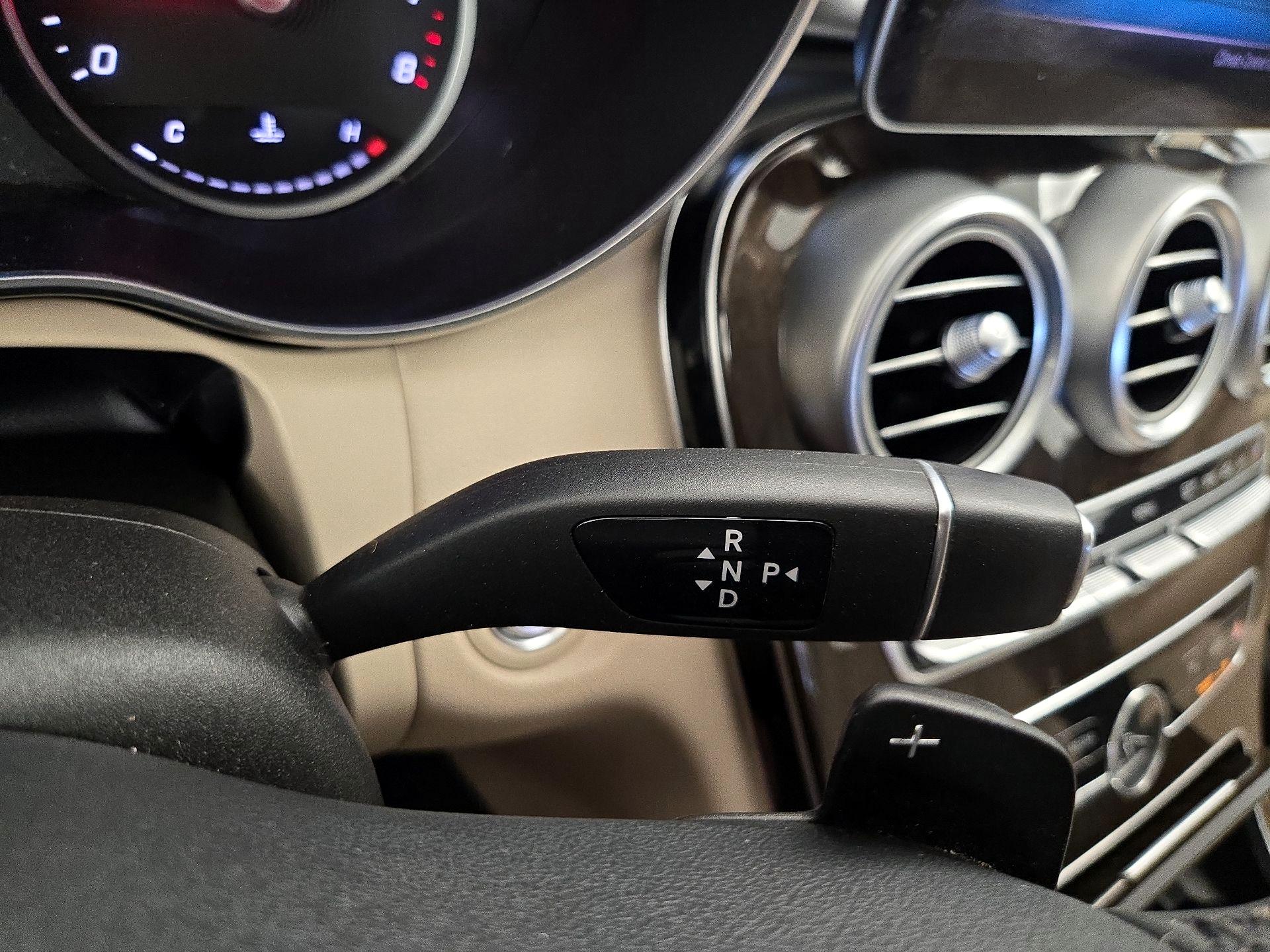 Thumbnail: 2019 Mercedes-Benz C-Class - 17