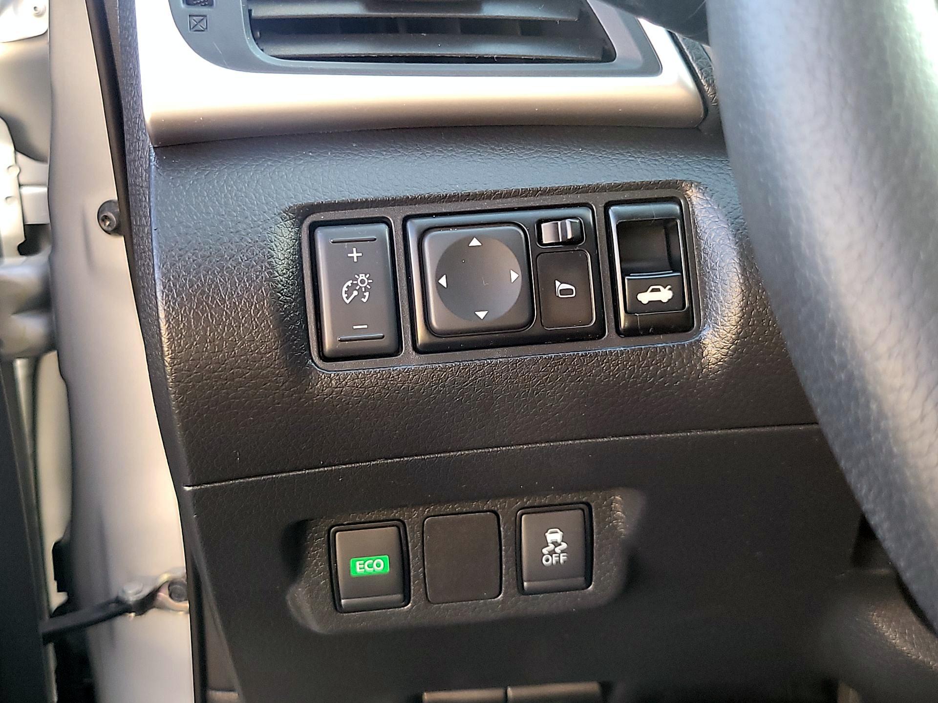 Thumbnail: 2019 Nissan Sentra - 13