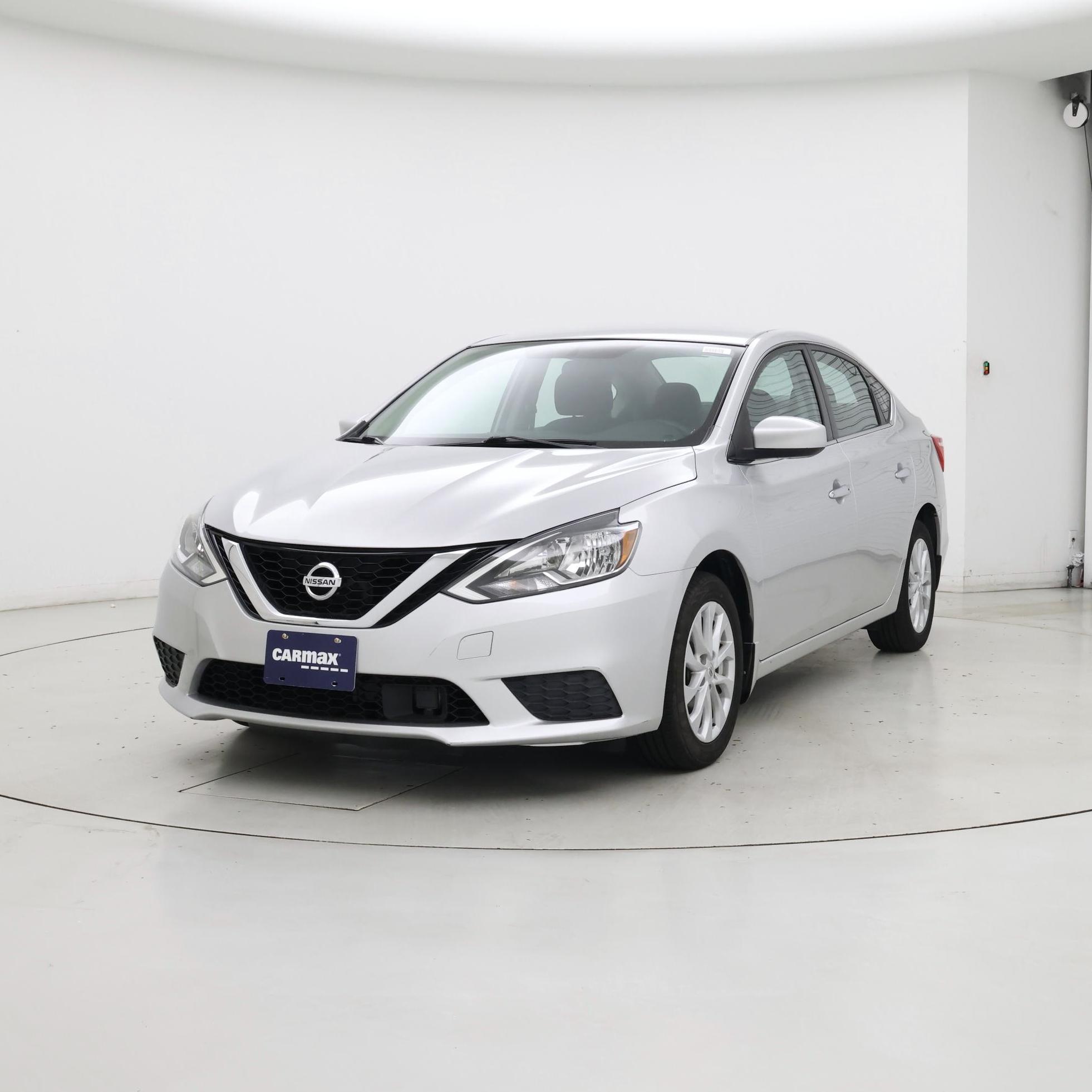 Thumbnail: 2019 Nissan Sentra - 4