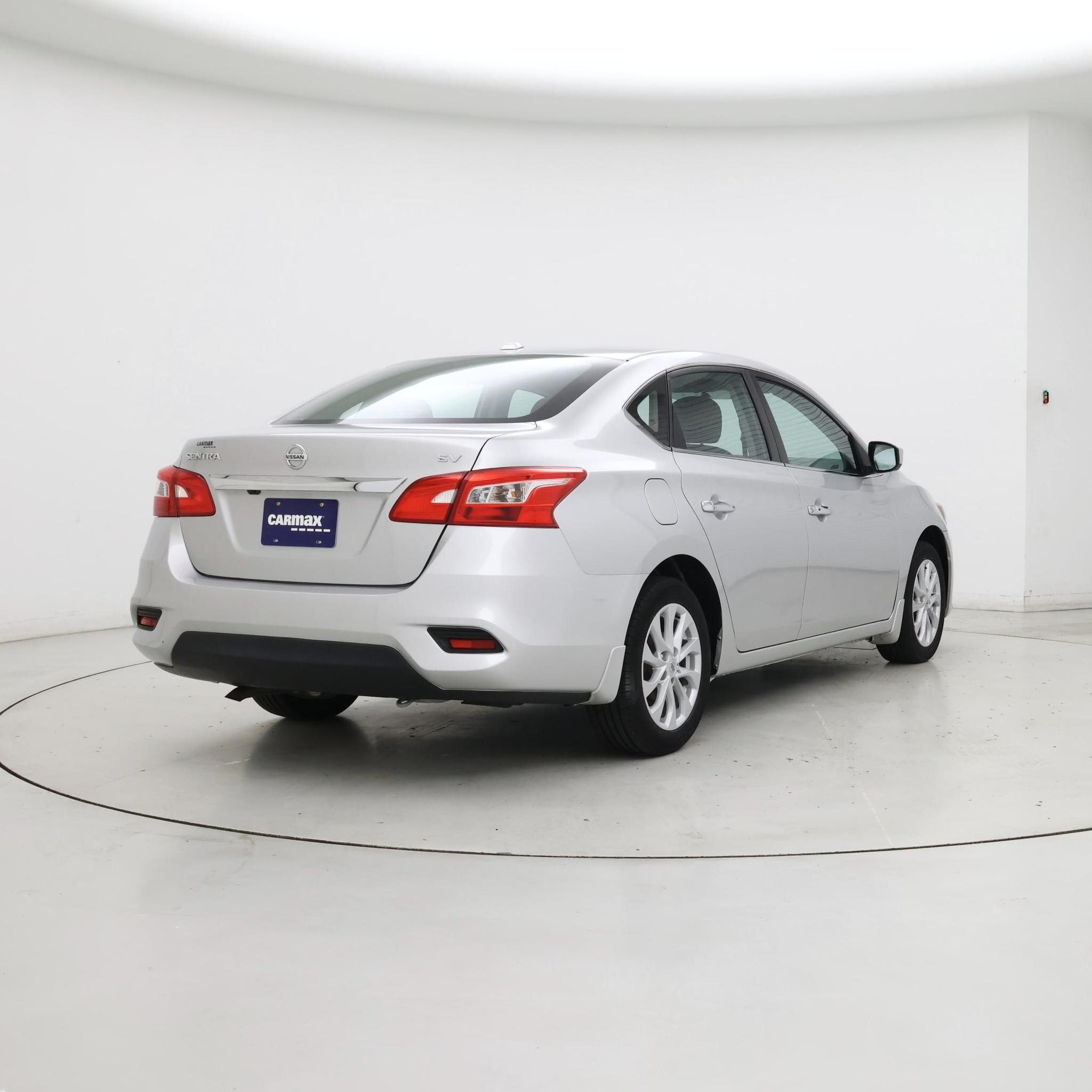 Thumbnail: 2019 Nissan Sentra - 8