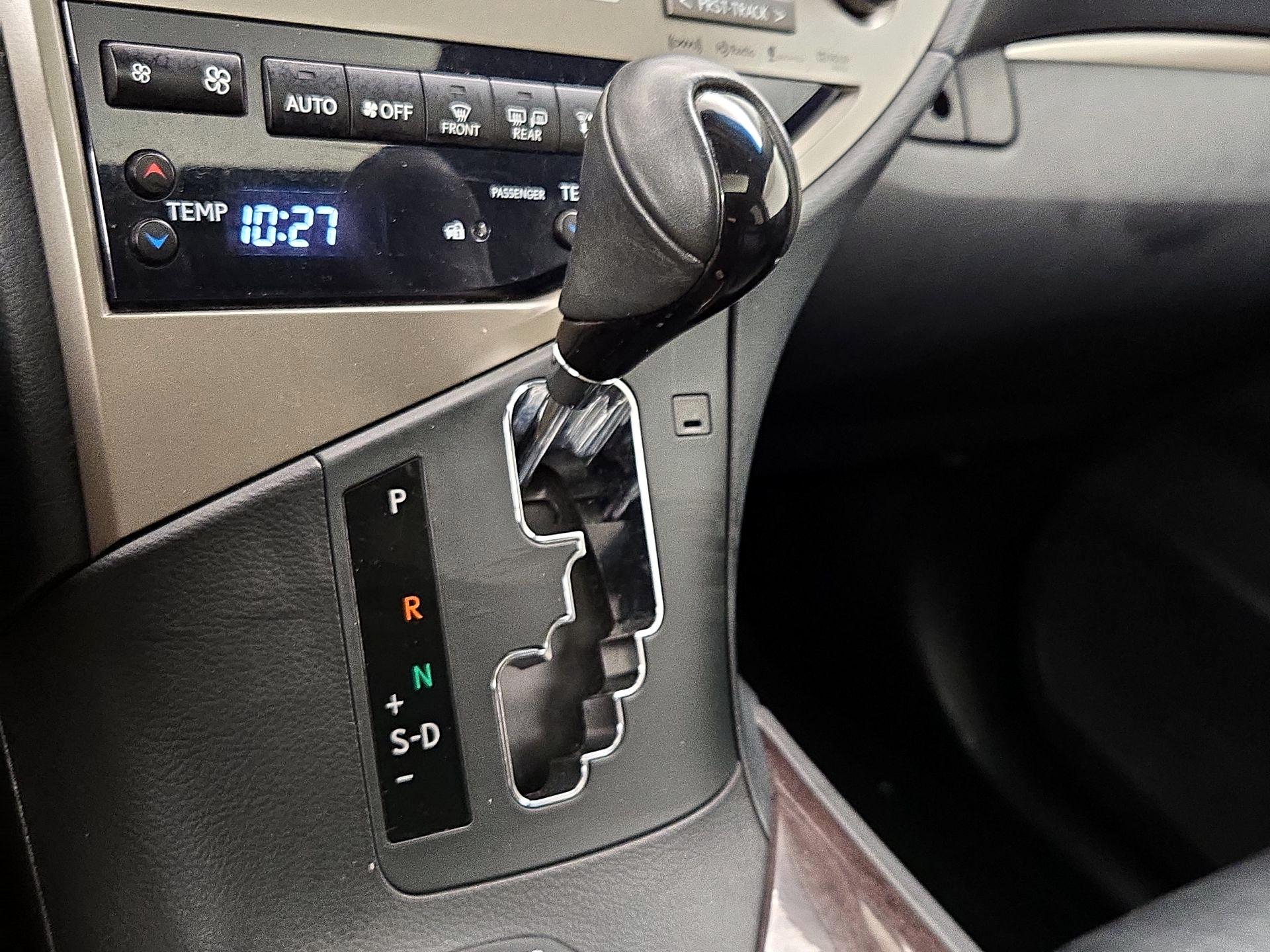 Thumbnail: 2015 Lexus RX - 18
