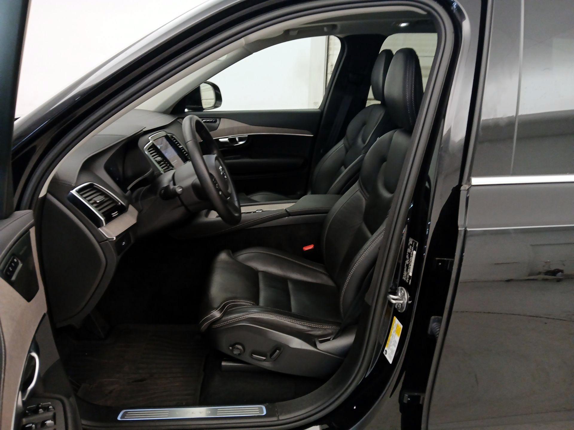 Thumbnail: 2023 Volvo XC90 - 11