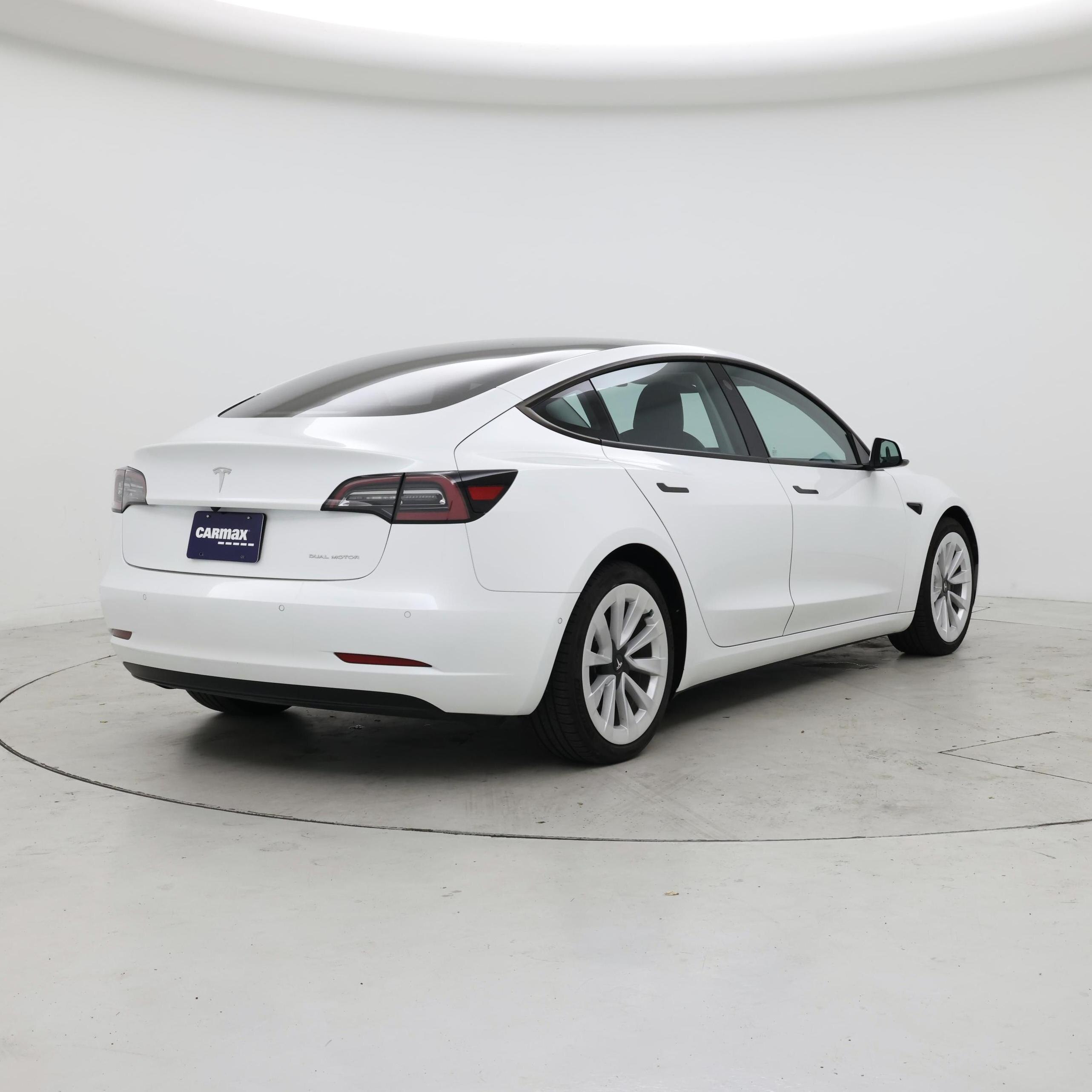 Thumbnail: 2021 Tesla Model 3 - 8
