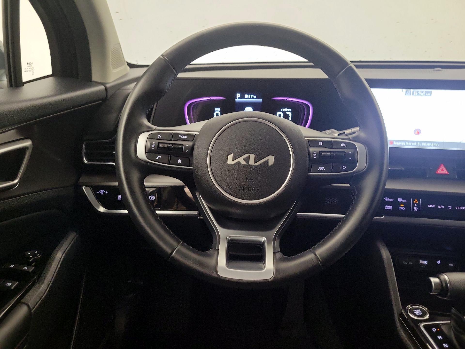 Thumbnail: 2023 Kia Sportage - 10