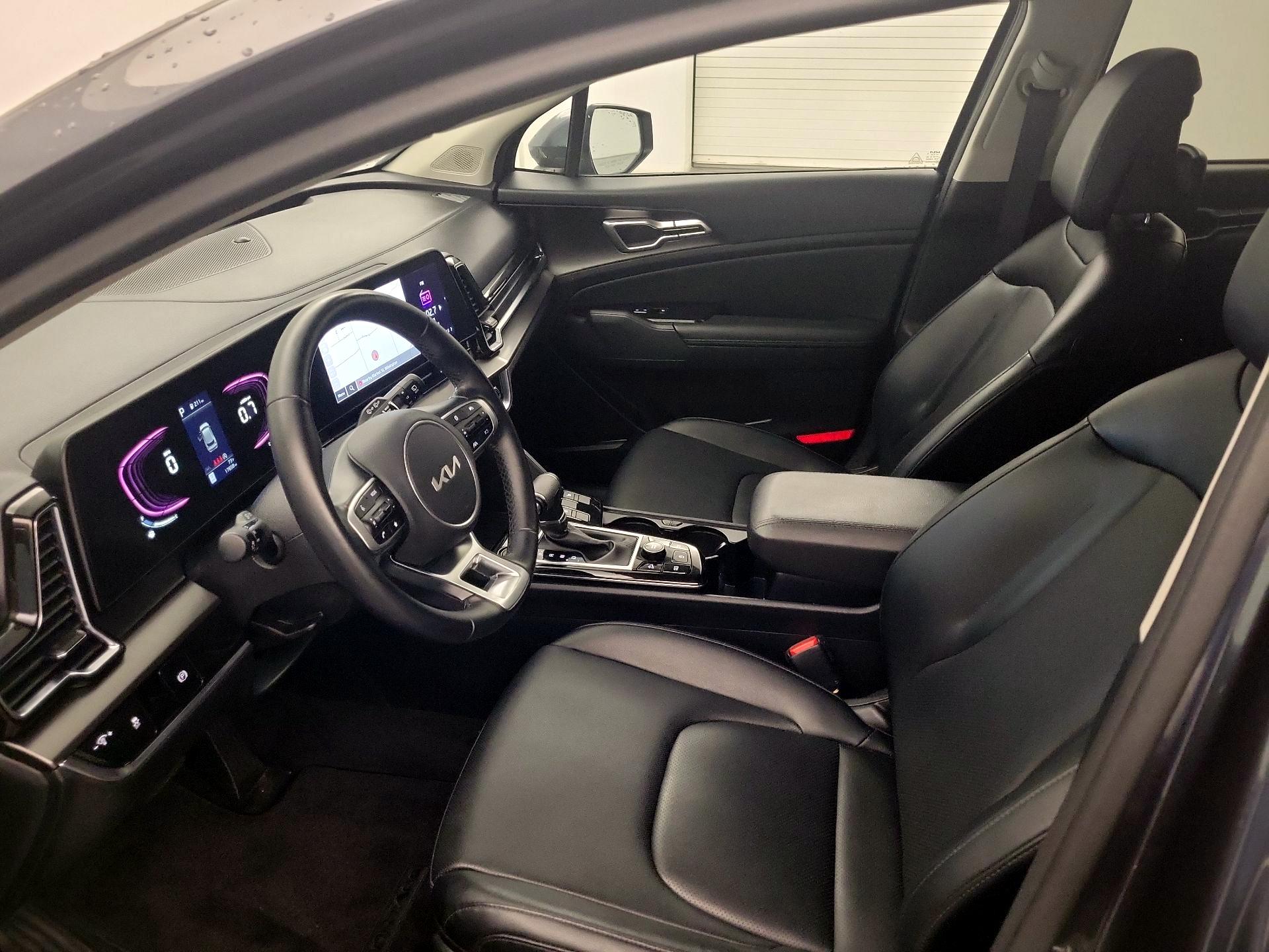 Thumbnail: 2023 Kia Sportage - 11