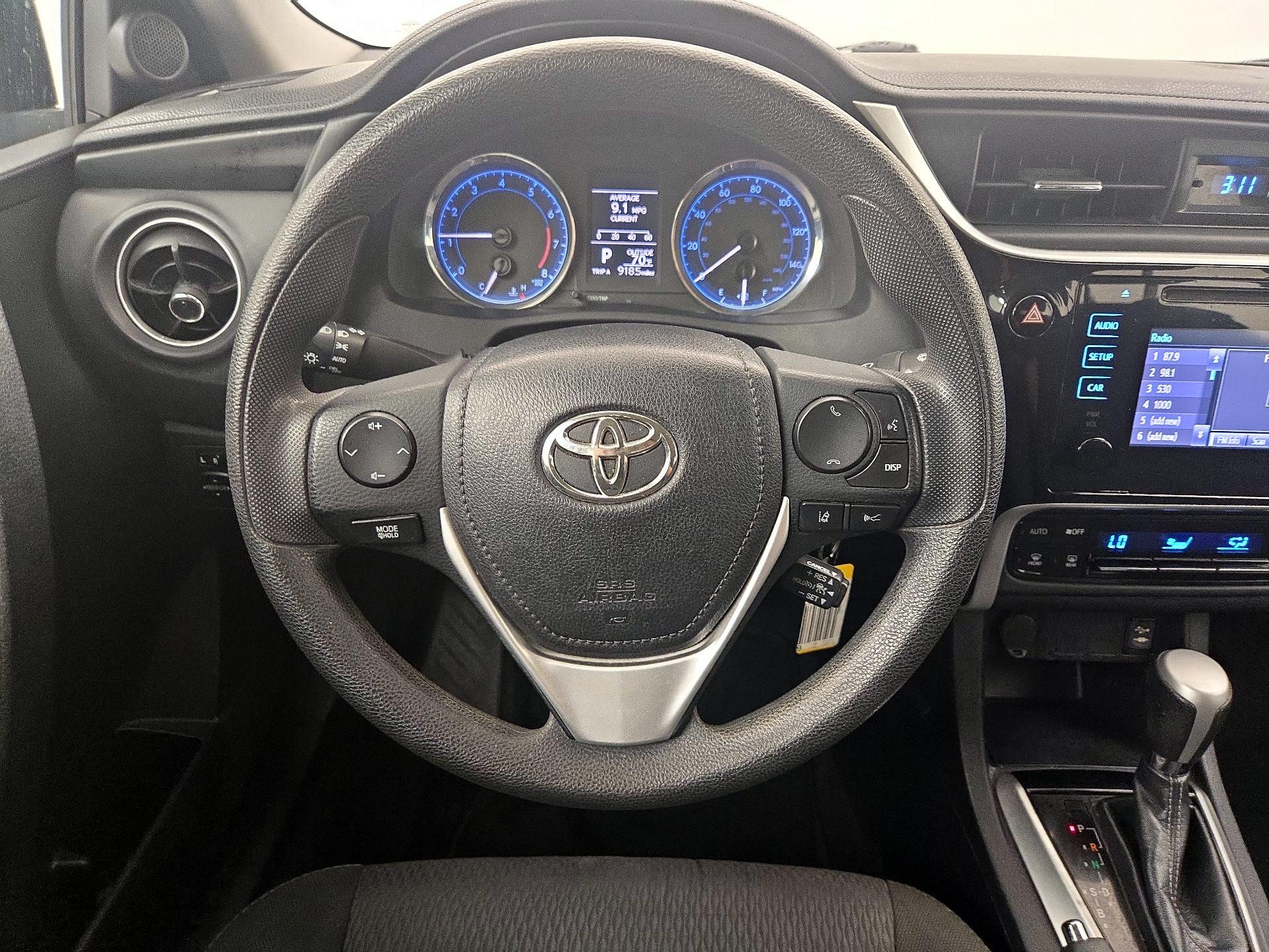Thumbnail: 2018 Toyota Corolla - 10
