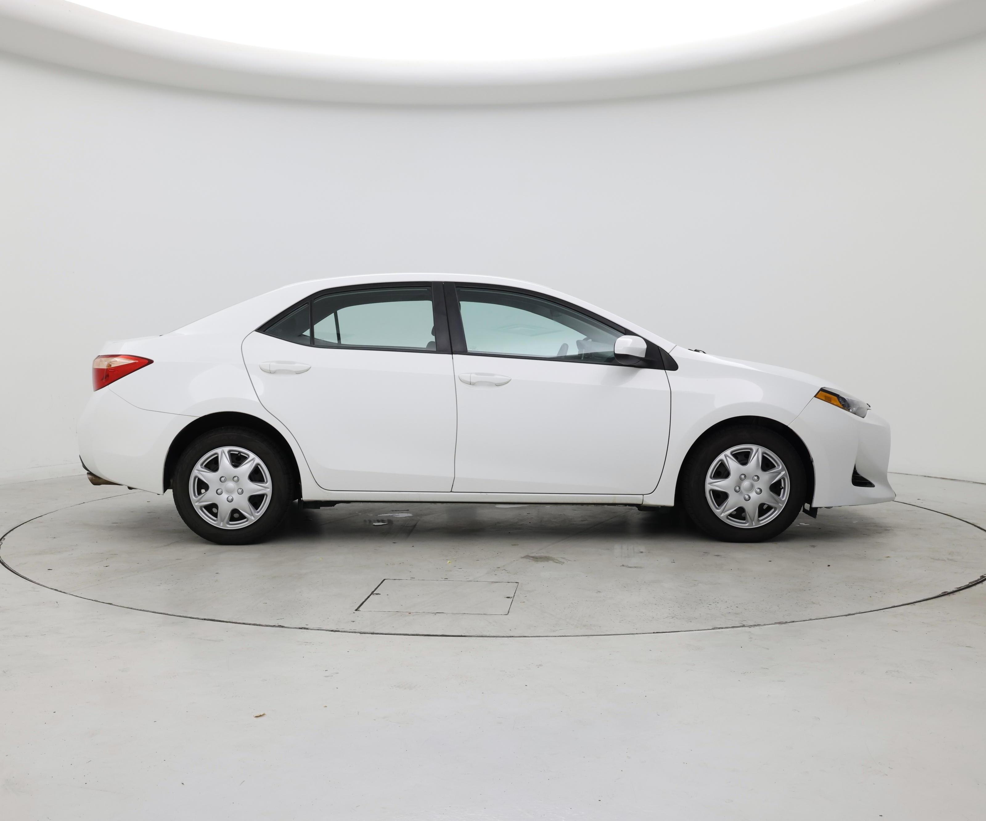 Thumbnail: 2018 Toyota Corolla - 7