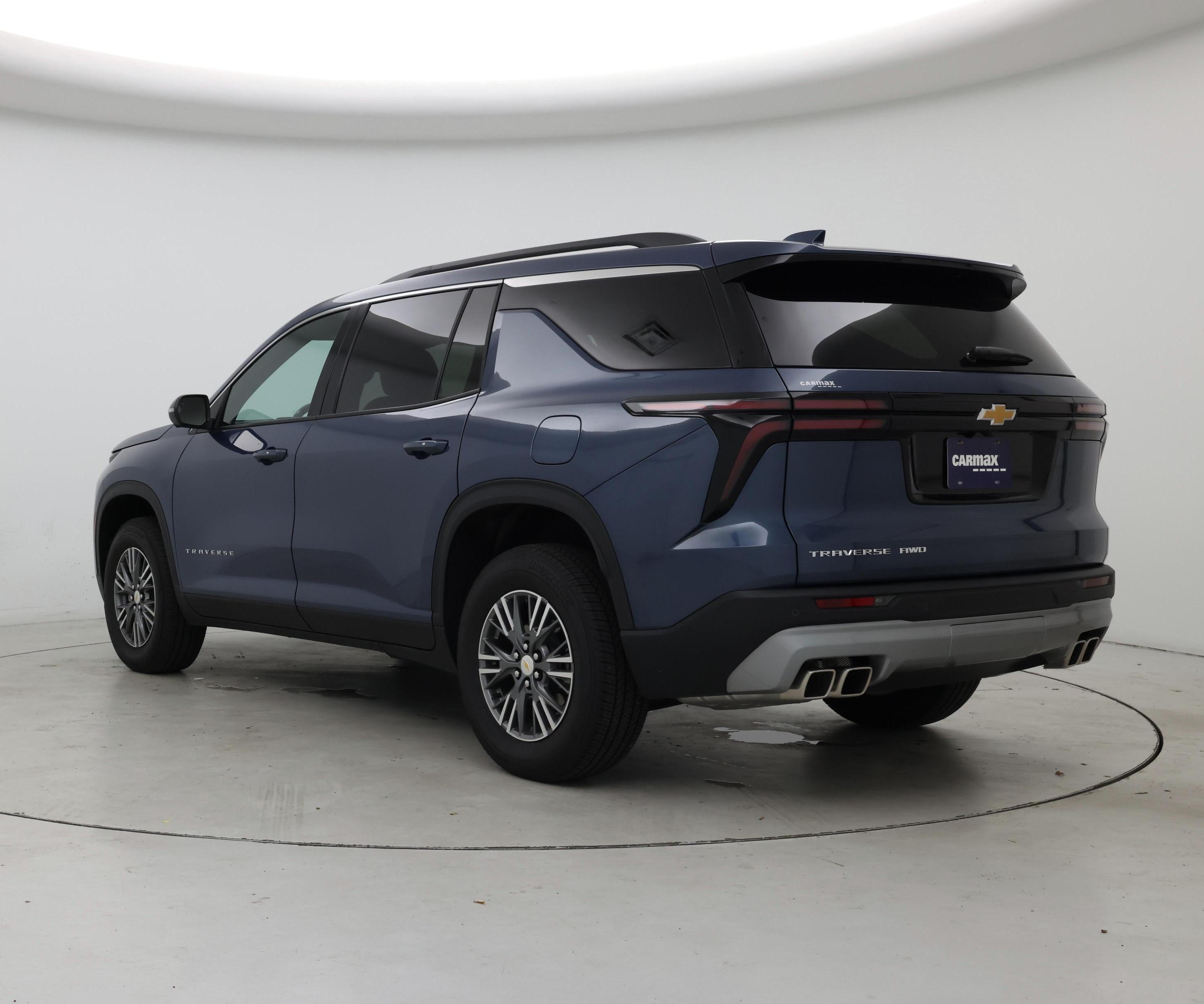 Thumbnail: 2025 Chevrolet Traverse - 2