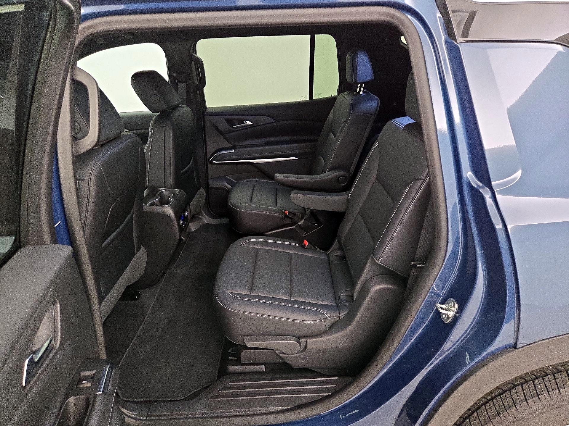 Thumbnail: 2025 Chevrolet Traverse - 20