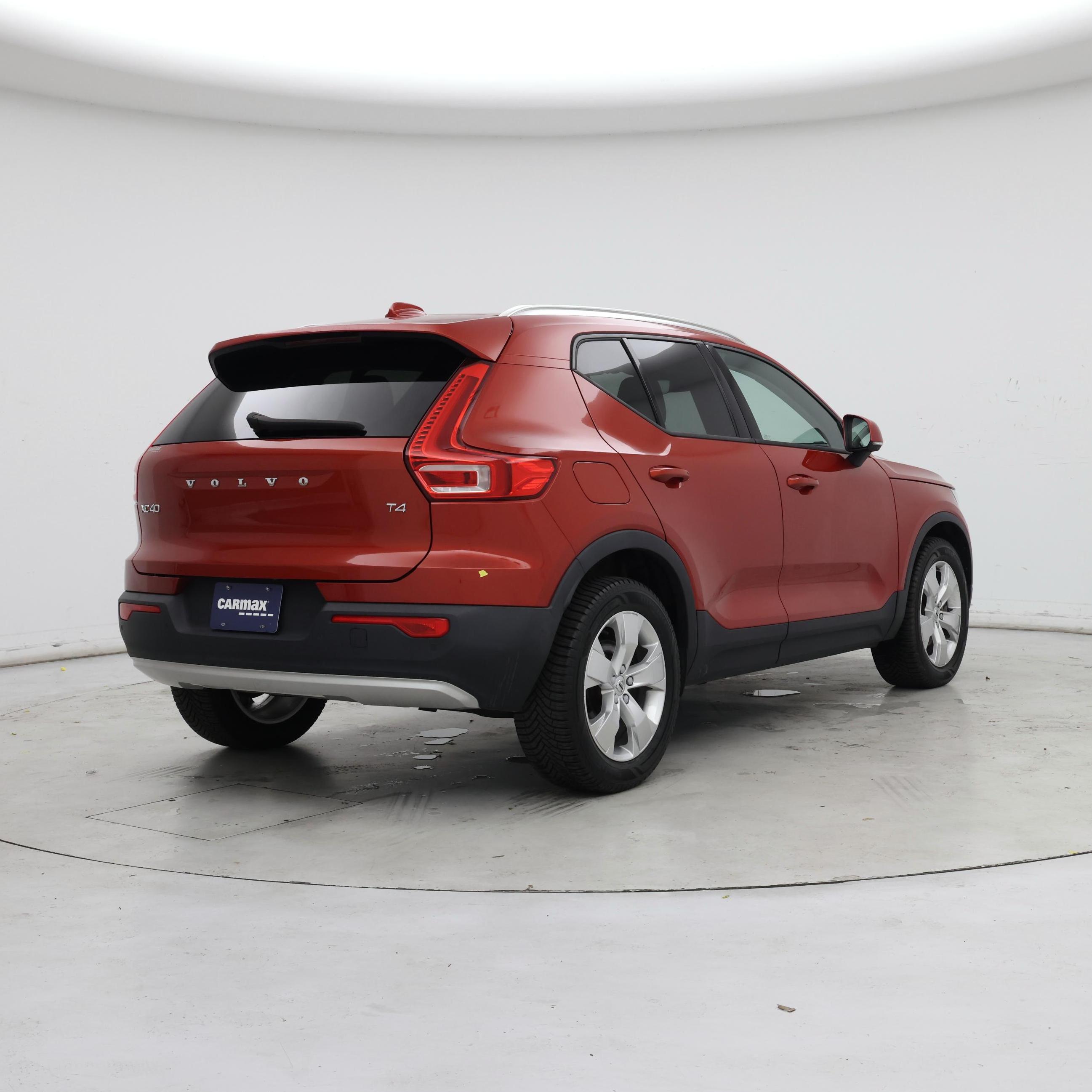 Thumbnail: 2021 Volvo XC40 - 8