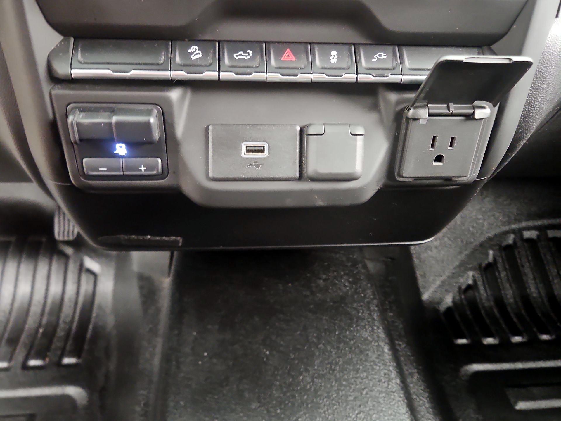 Thumbnail: 2020 GMC Sierra 1500 - 18