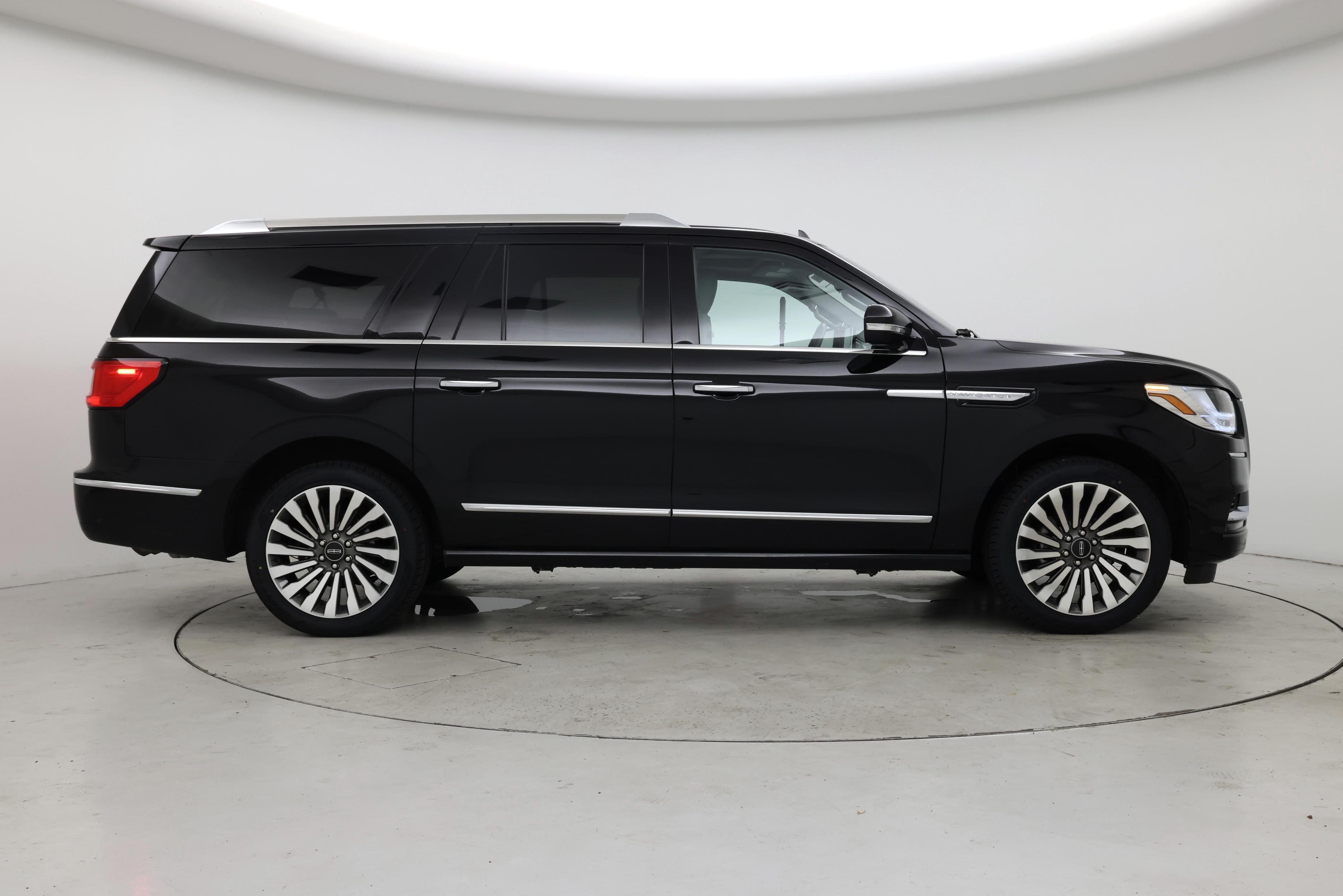 Thumbnail: 2018 Lincoln Navigator L - 7