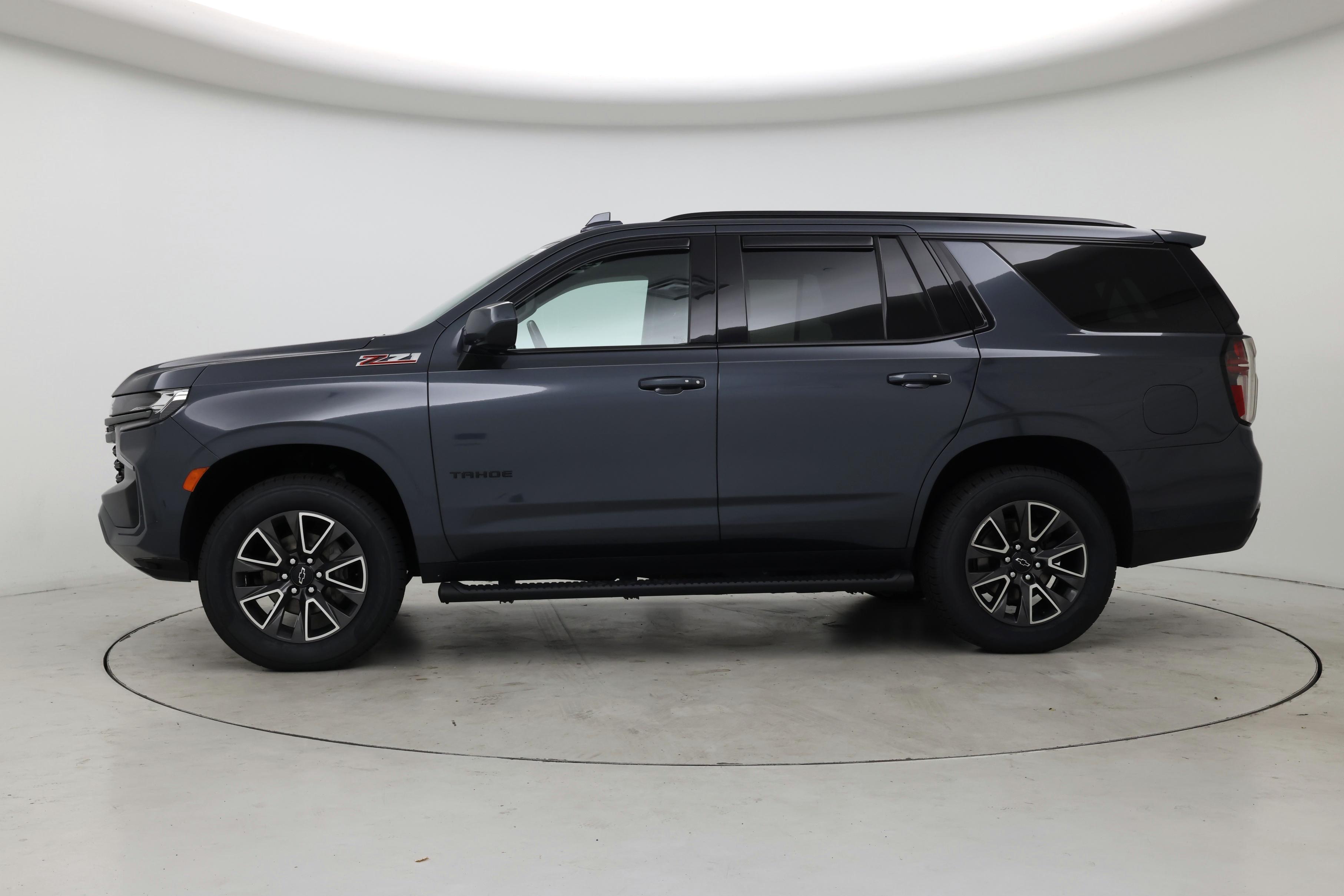 Thumbnail: 2021 Chevrolet Tahoe - 3