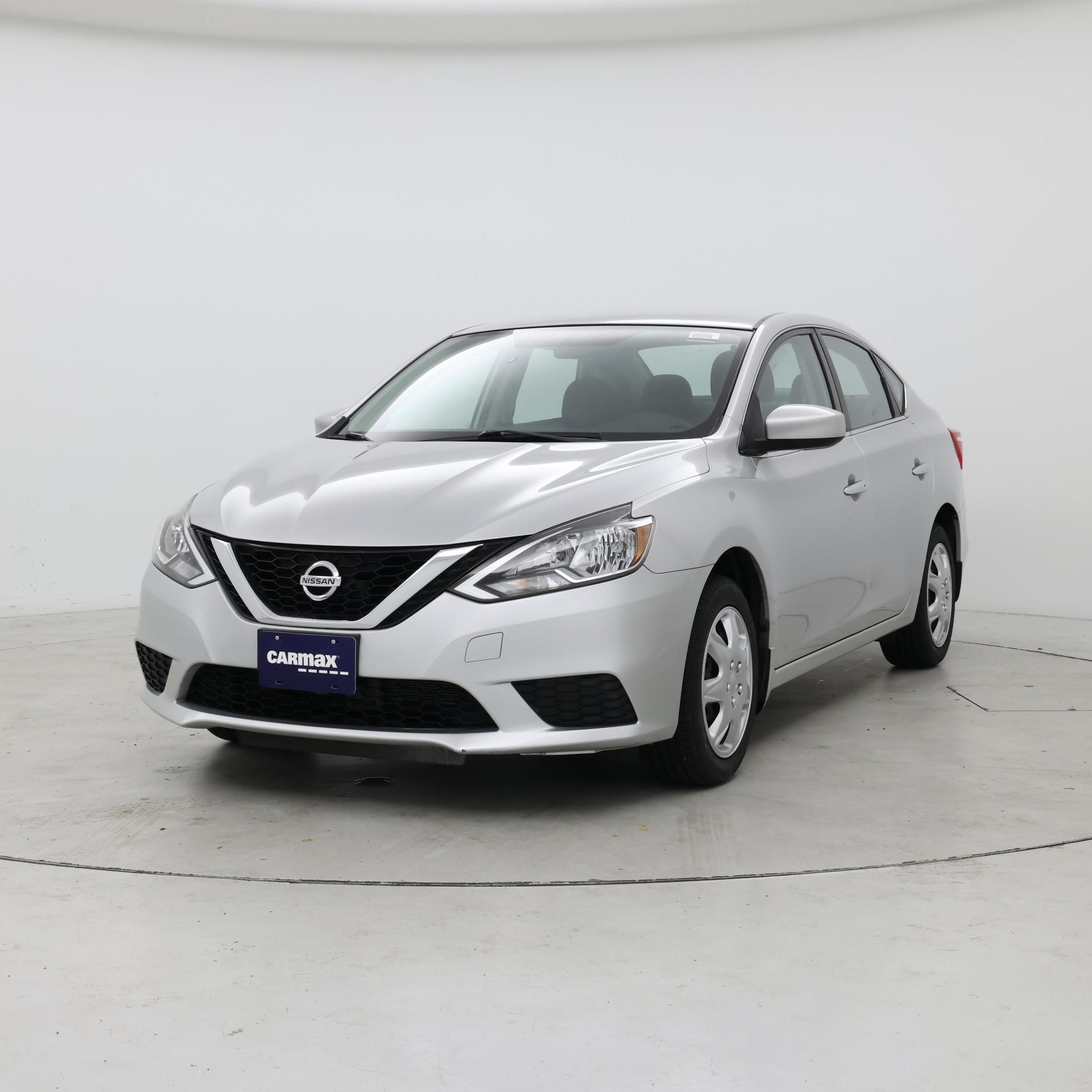 Thumbnail: 2016 Nissan Sentra - 4