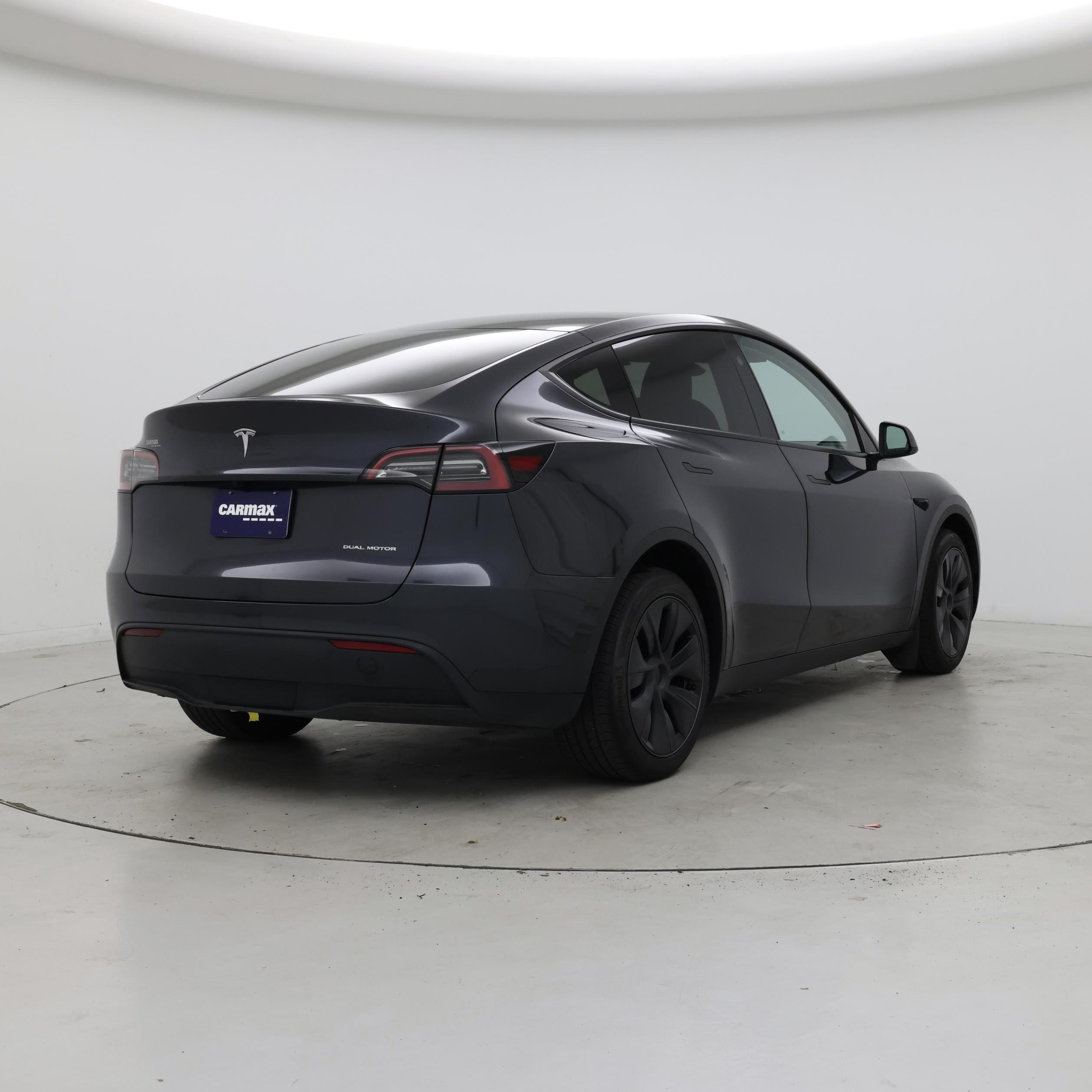 Thumbnail: 2025 Tesla Model Y - 8