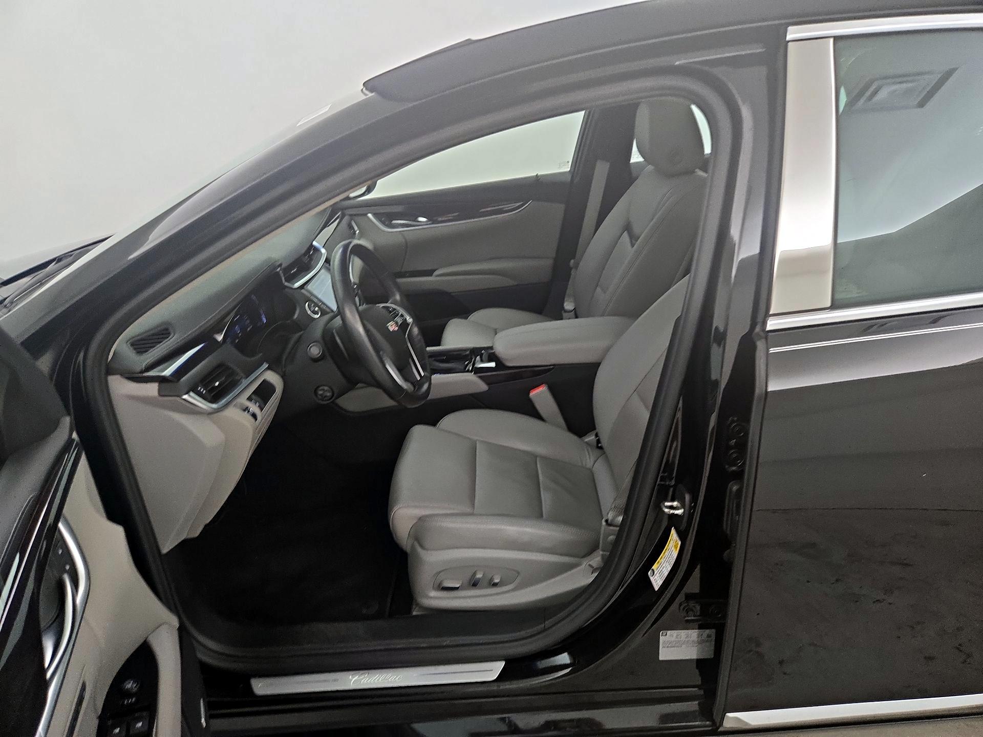 Thumbnail: 2017 Cadillac XTS - 11