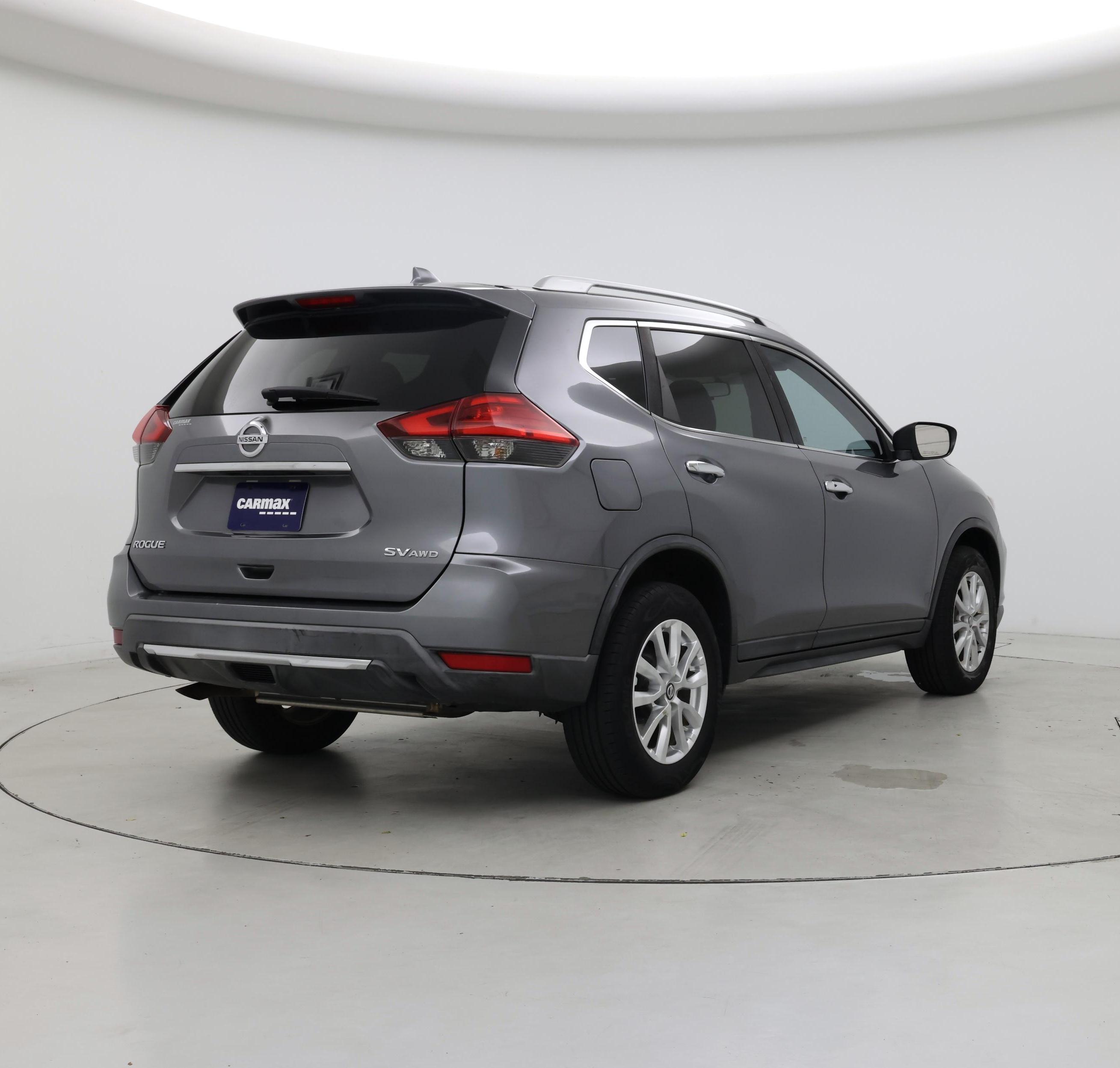 Thumbnail: 2017 Nissan Rogue - 8