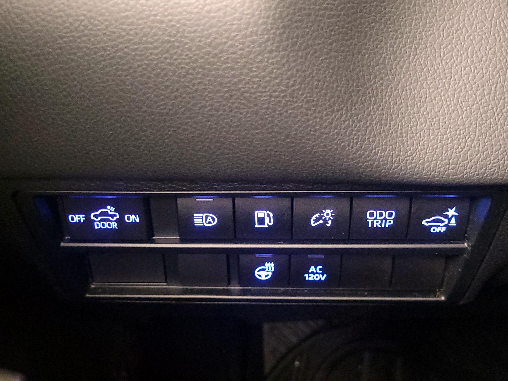 Thumbnail: 2023 Toyota Tundra - 13