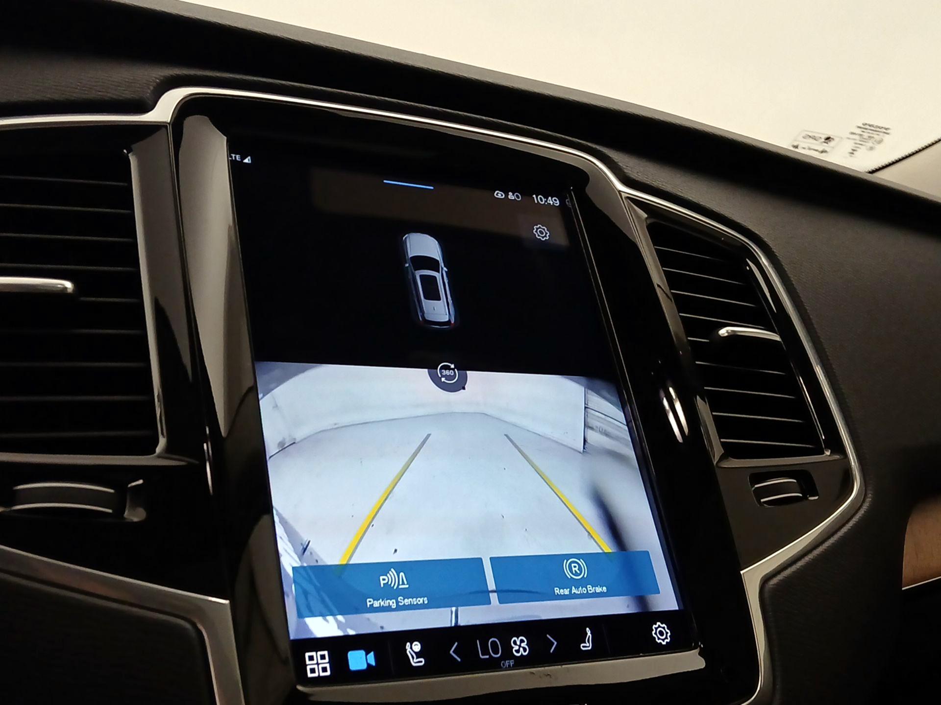 Thumbnail: 2024 Volvo XC90 - 14