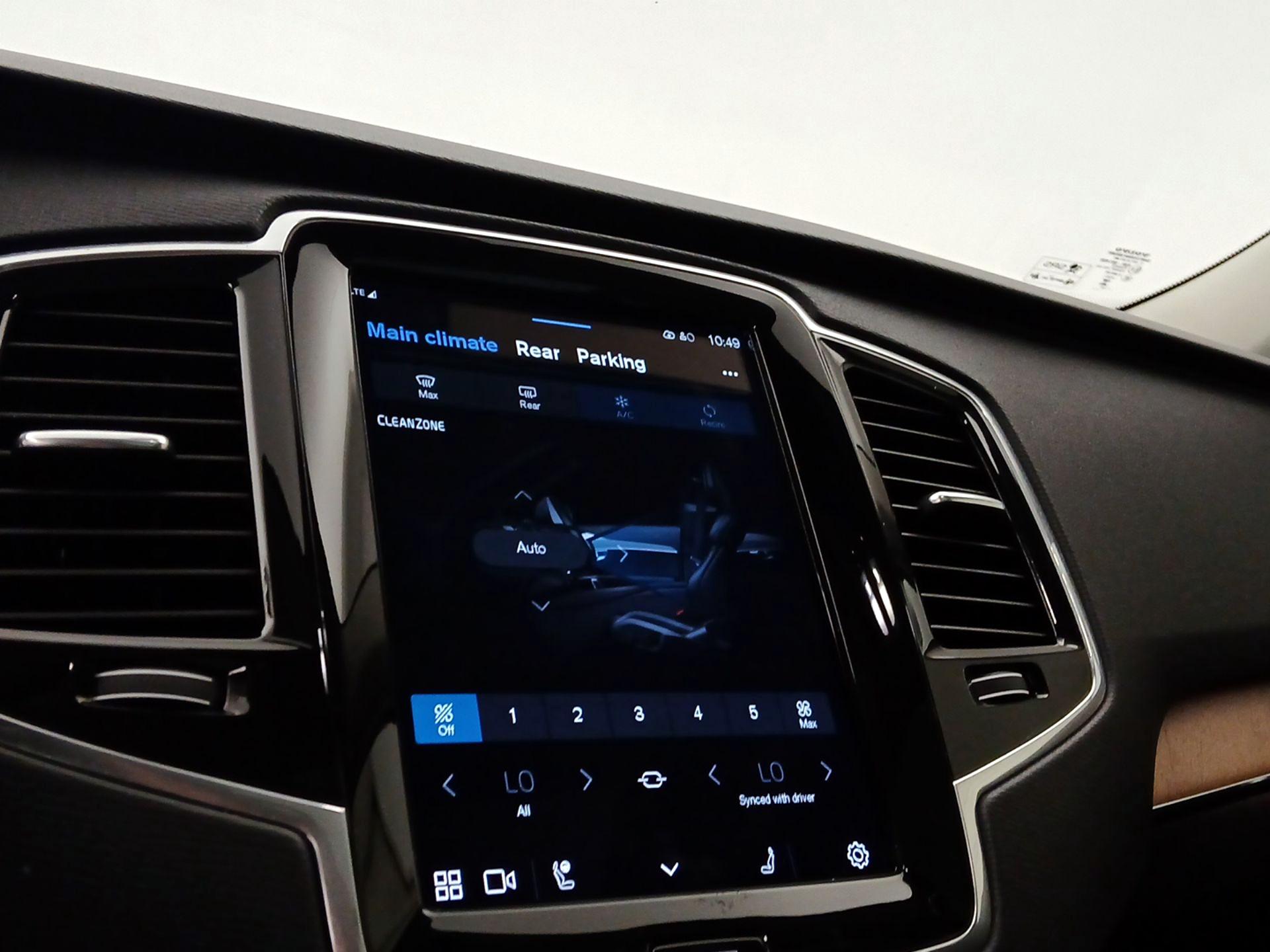 Thumbnail: 2024 Volvo XC90 - 16