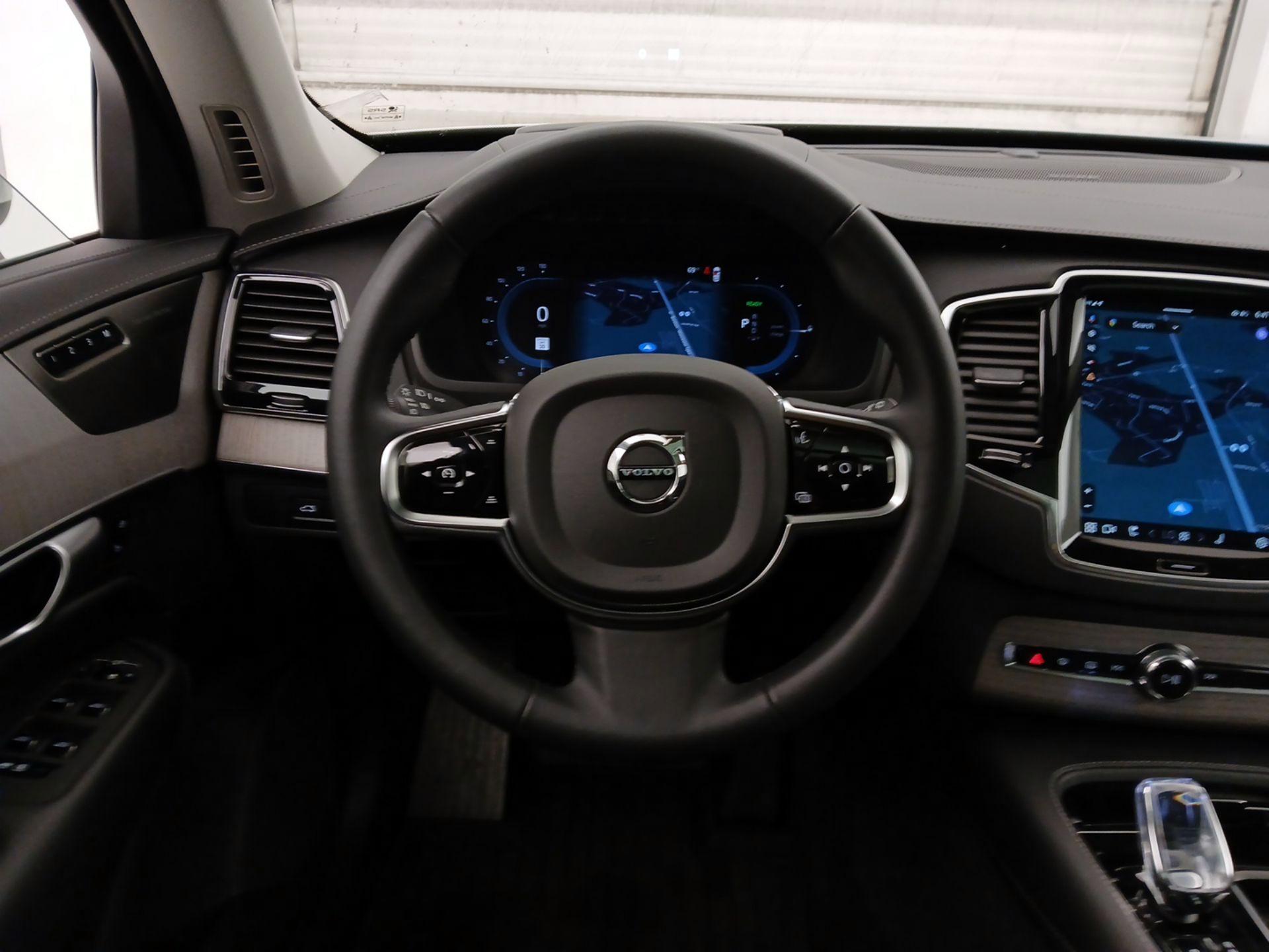 Thumbnail: 2024 Volvo XC90 - 10