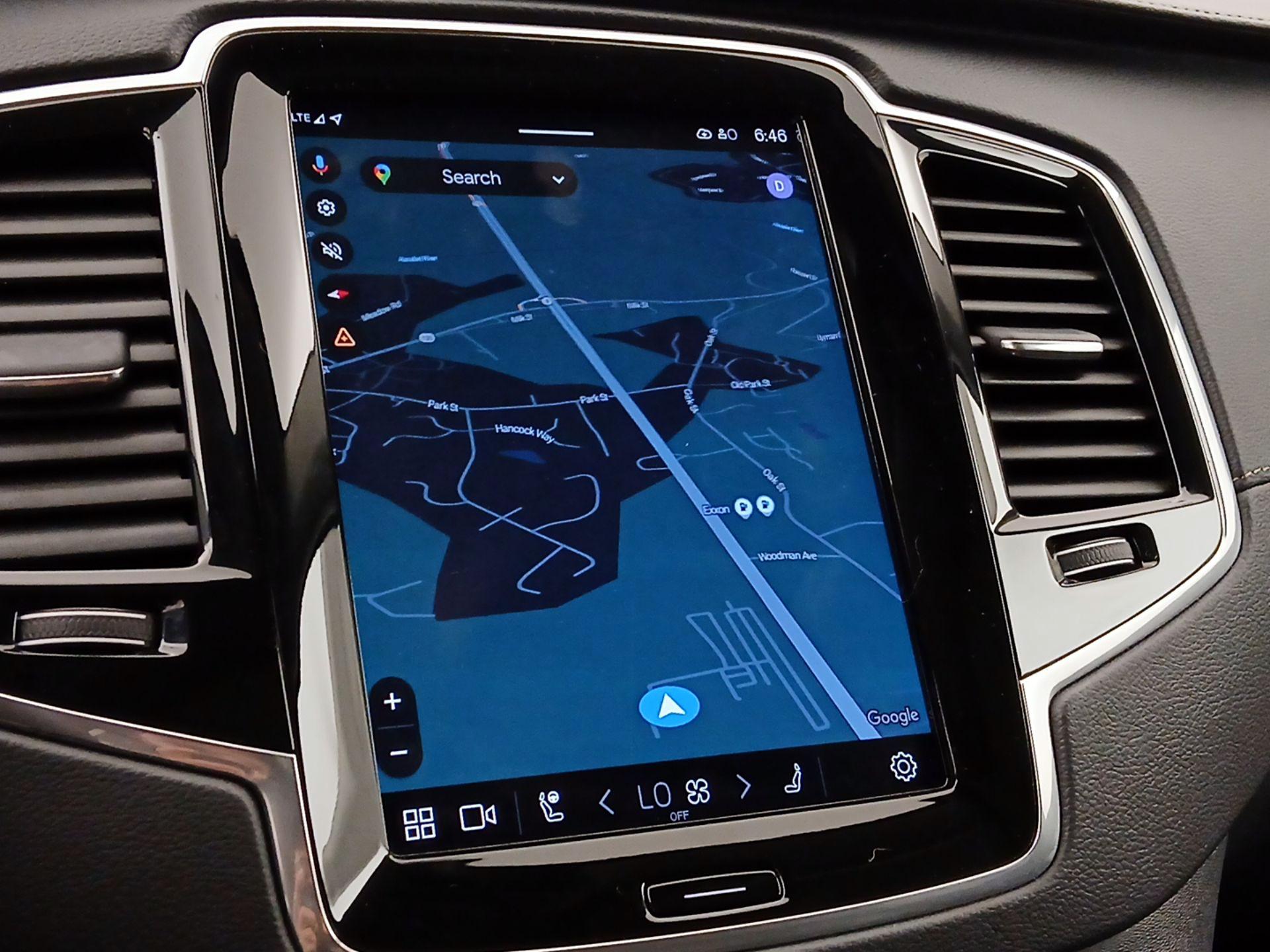 Thumbnail: 2024 Volvo XC90 - 14