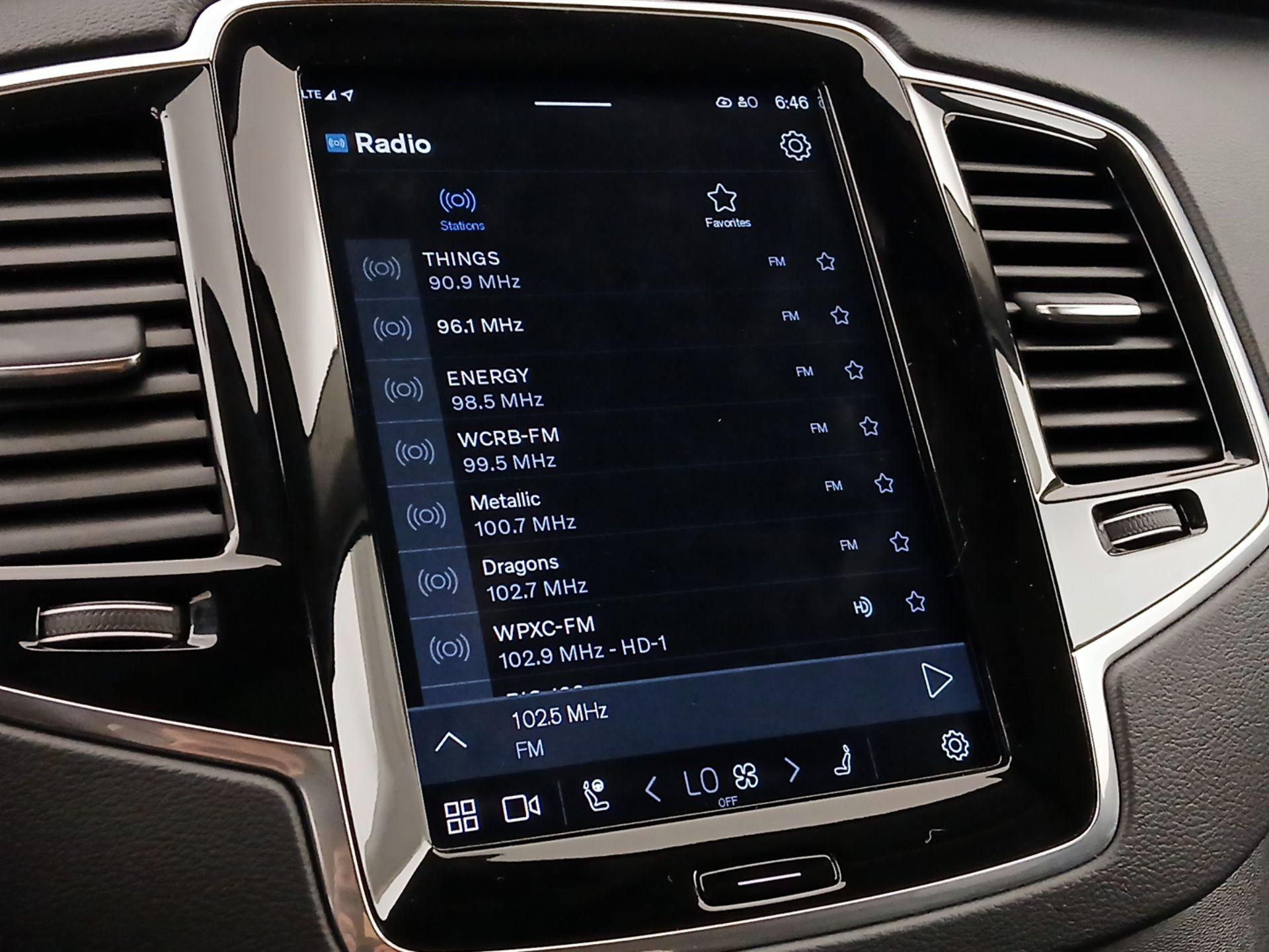 Thumbnail: 2024 Volvo XC90 - 16