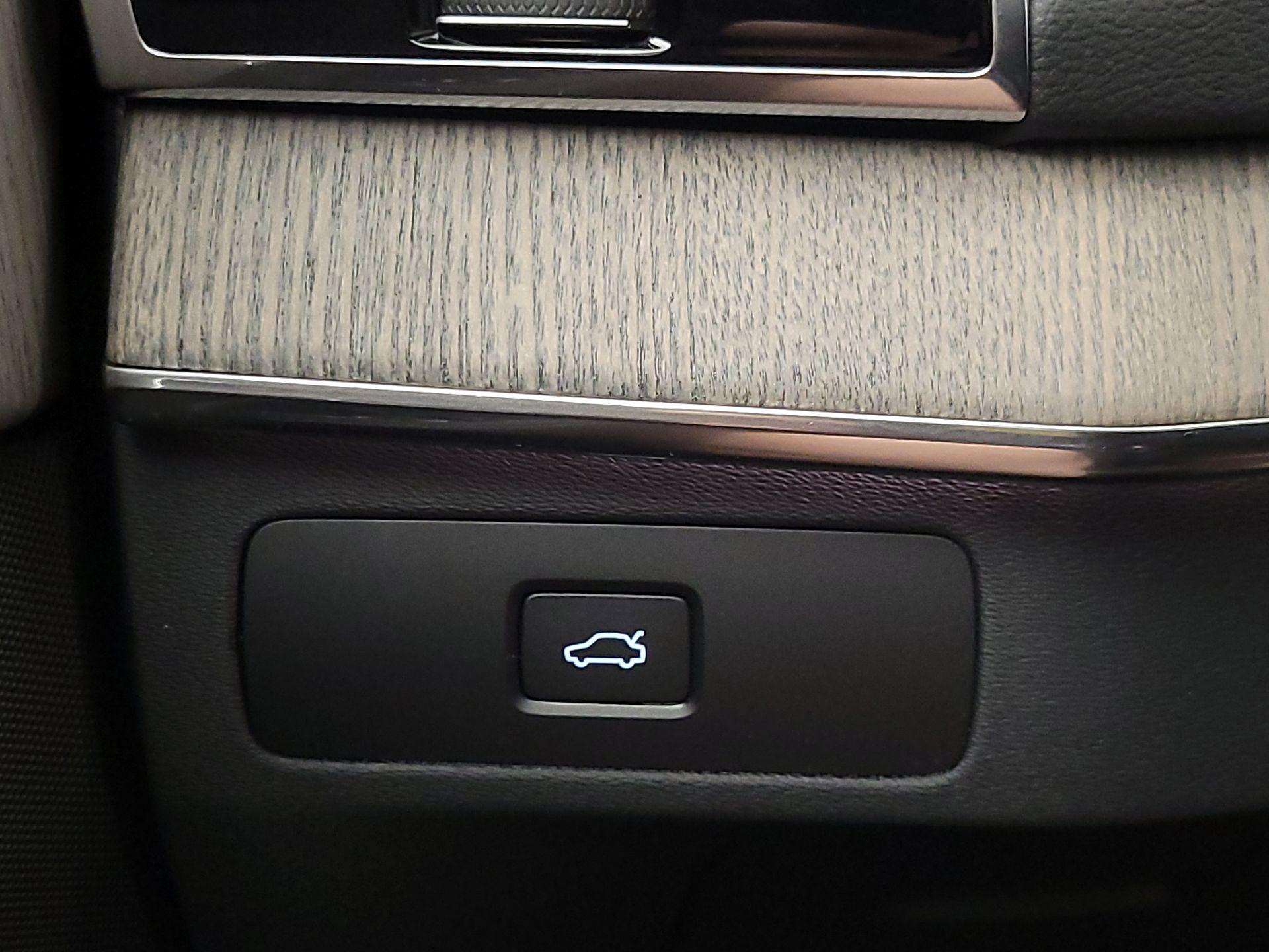 Thumbnail: 2024 Volvo XC90 - 13