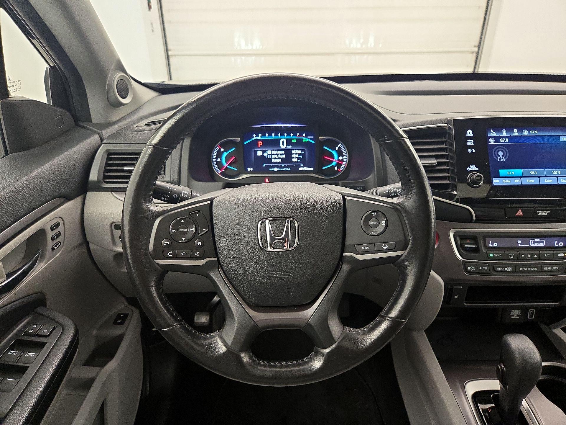 Thumbnail: 2019 Honda Pilot - 10