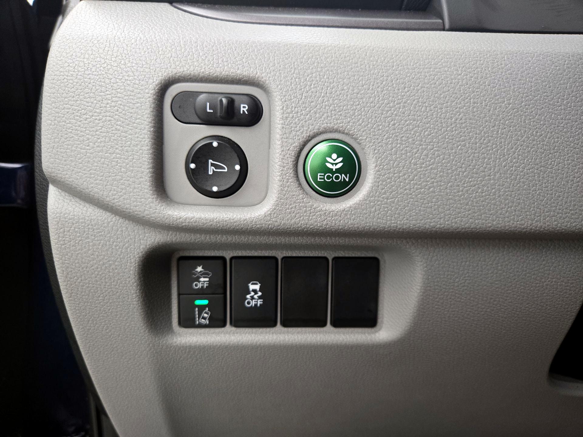Thumbnail: 2019 Honda Pilot - 13