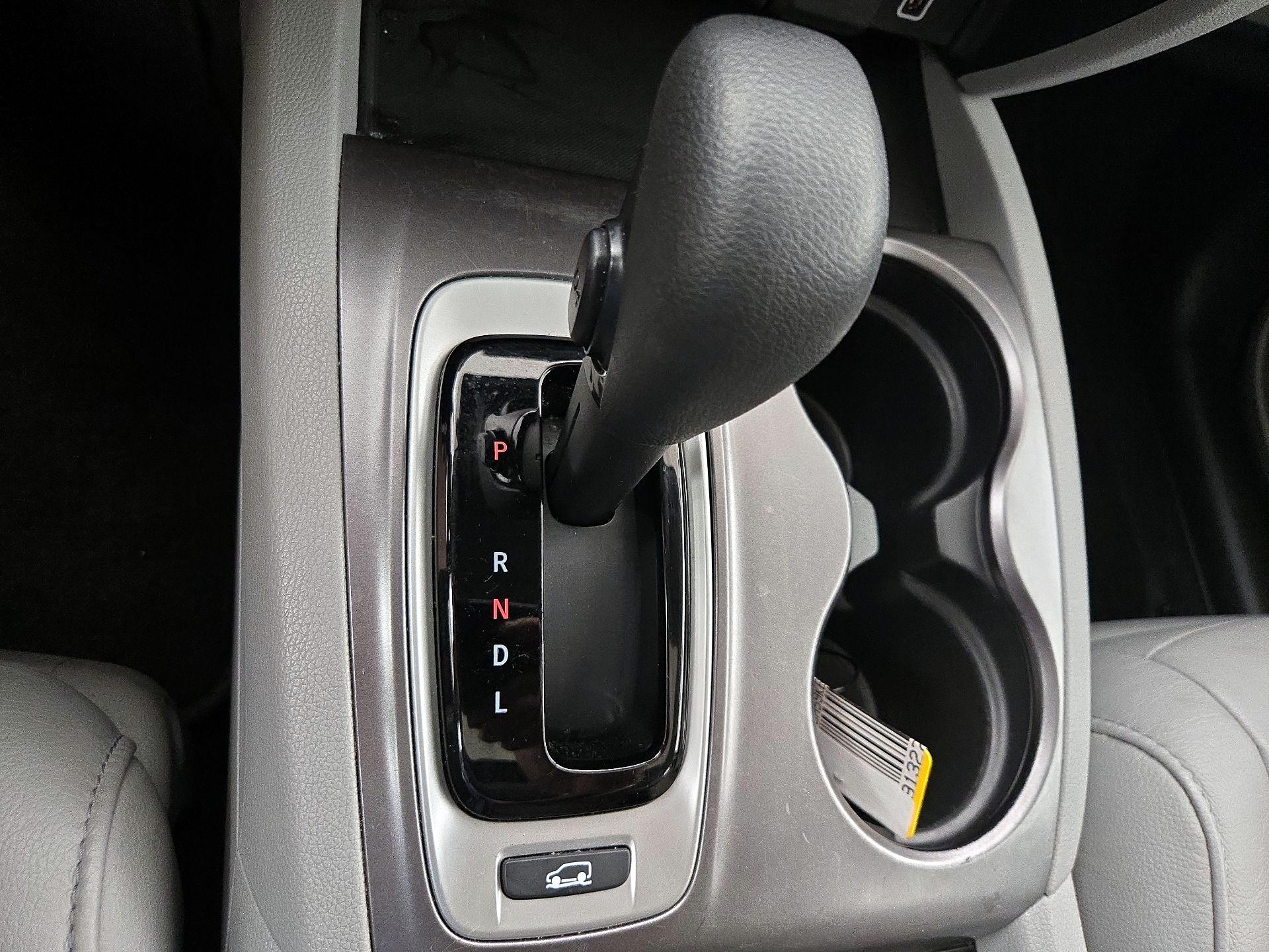 Thumbnail: 2019 Honda Pilot - 17