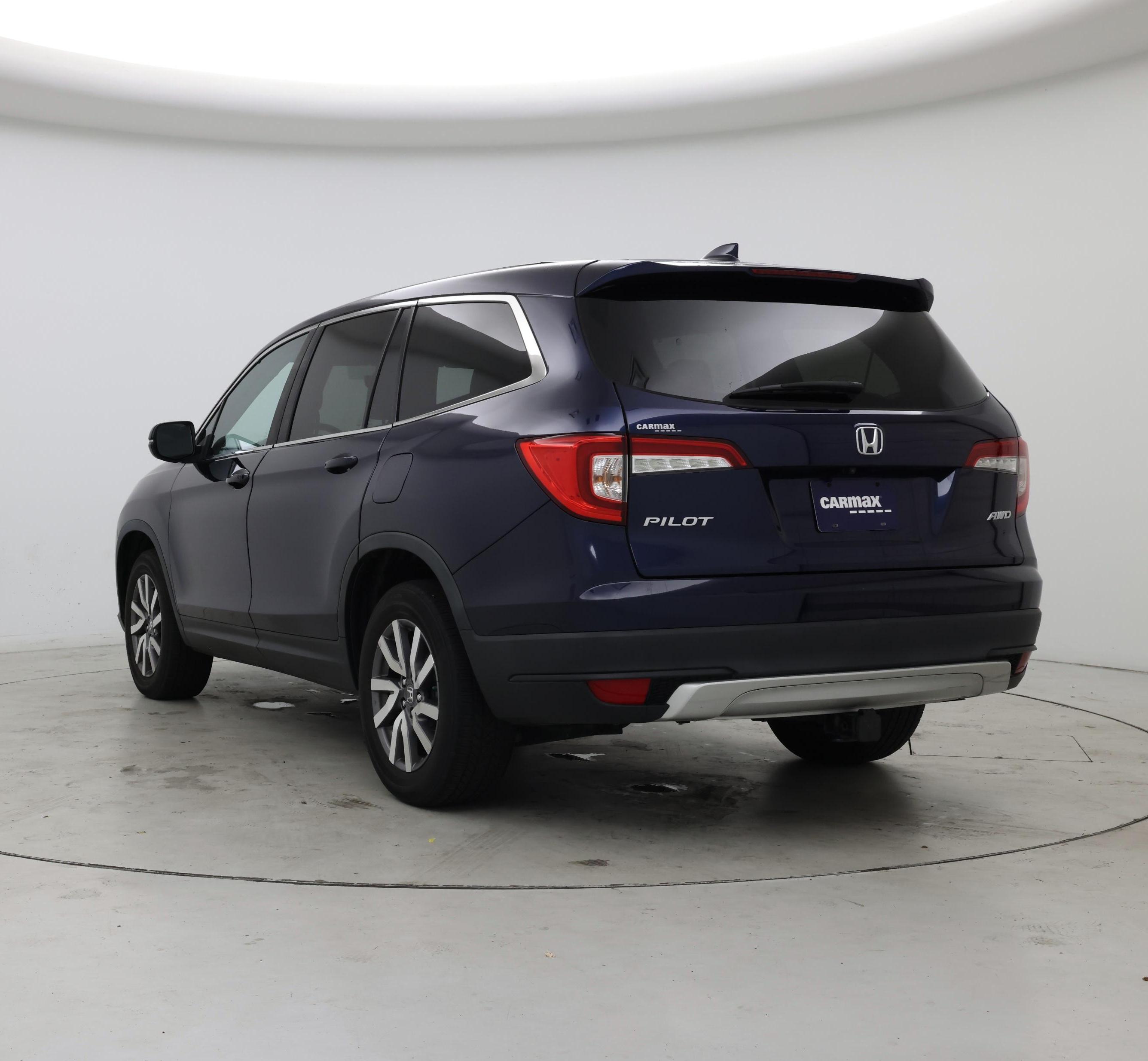 Thumbnail: 2019 Honda Pilot - 2