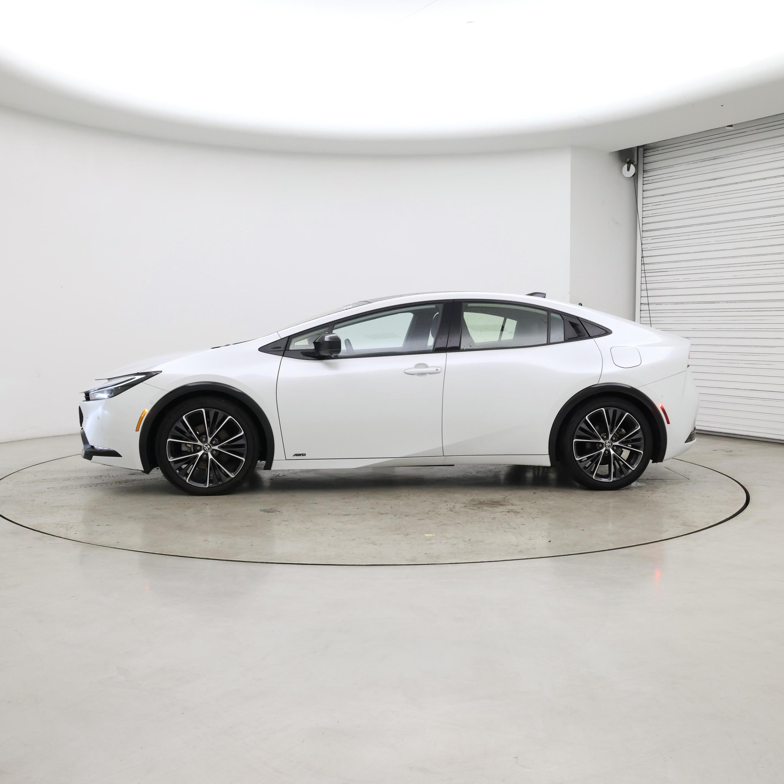 Thumbnail: 2024 Toyota Prius - 3