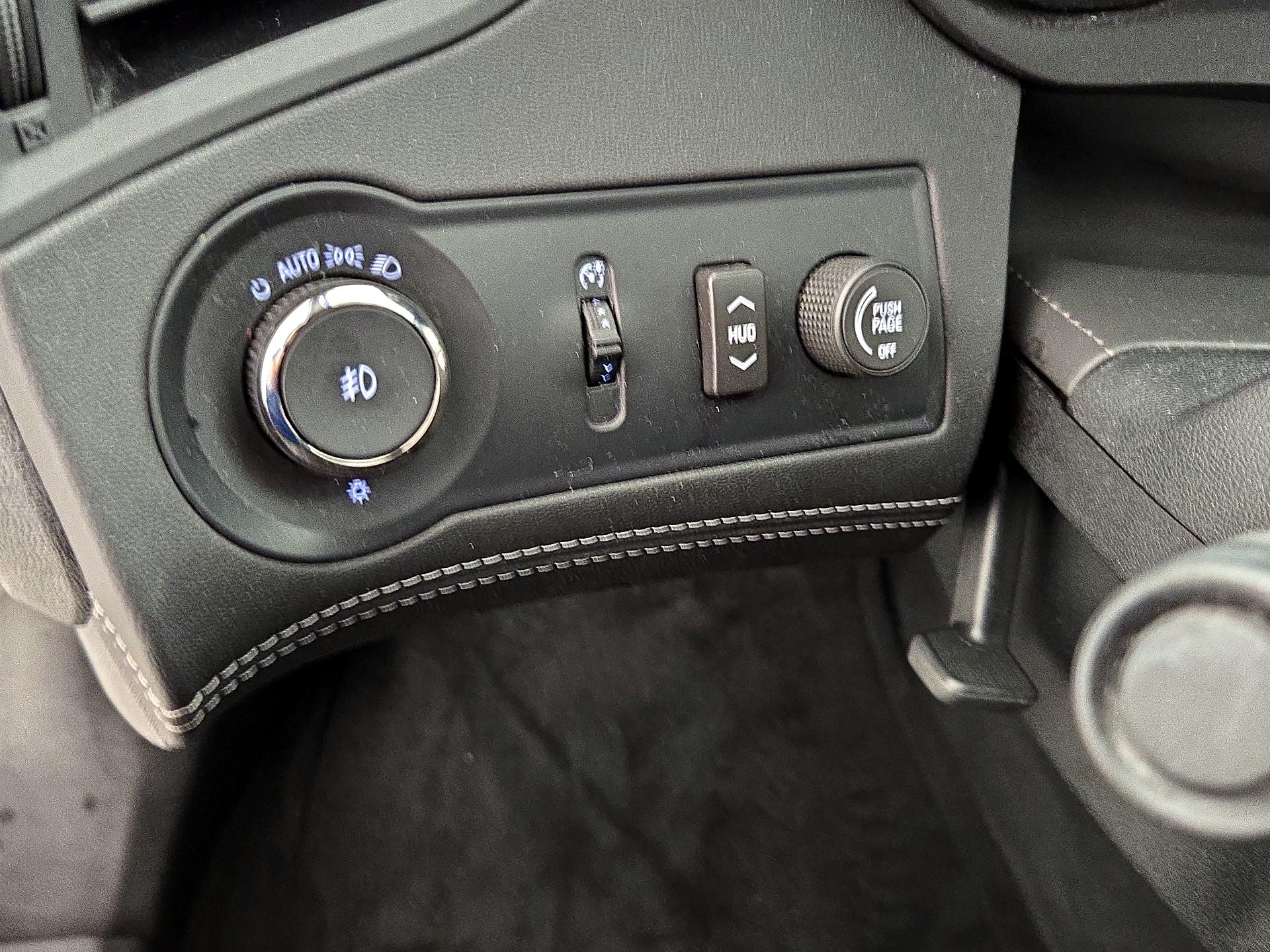 Thumbnail: 2014 Buick LaCrosse - 13