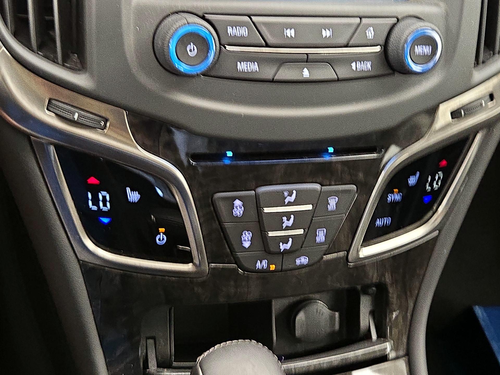 Thumbnail: 2014 Buick LaCrosse - 17