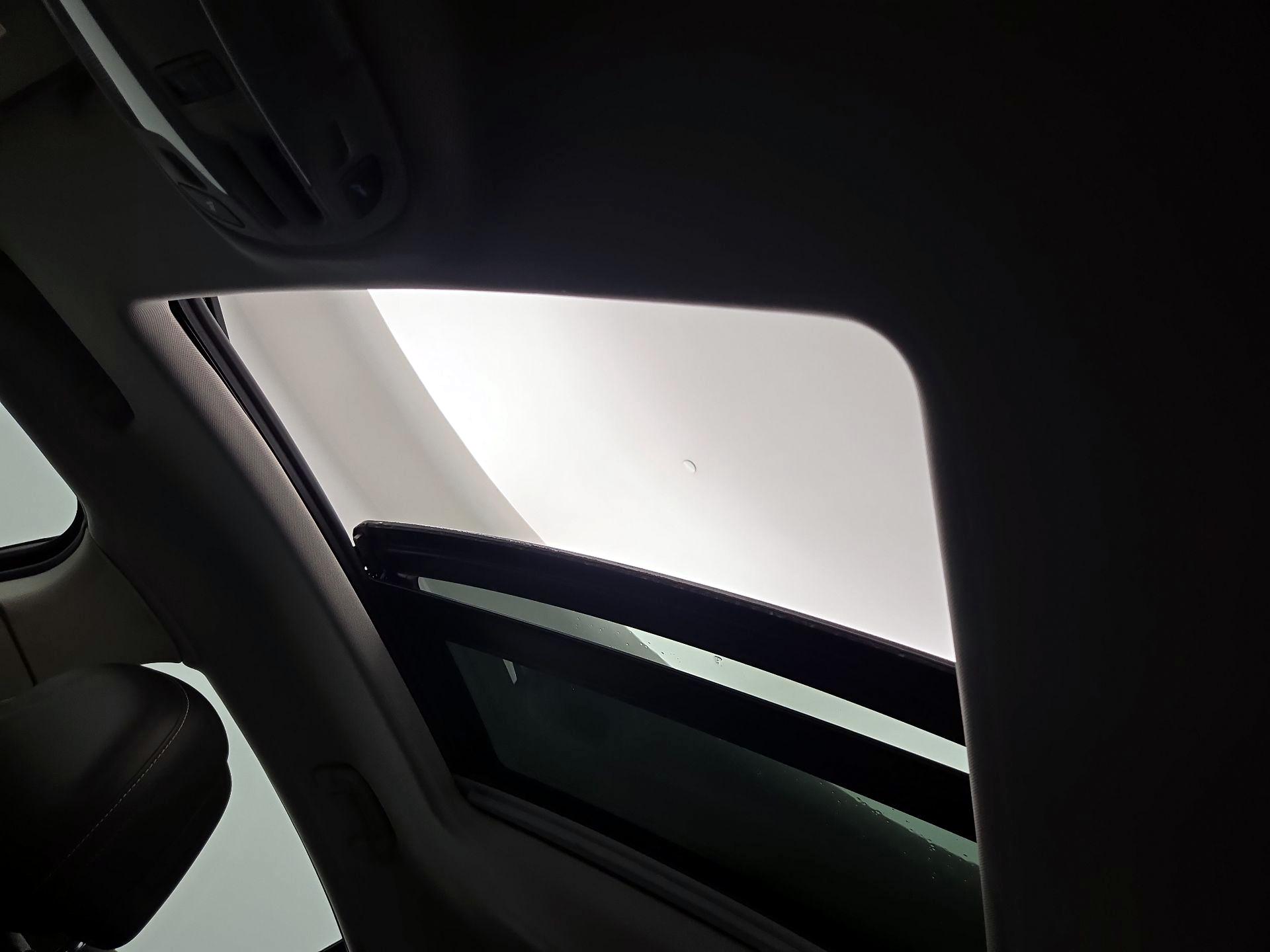 Thumbnail: 2014 Buick LaCrosse - 20