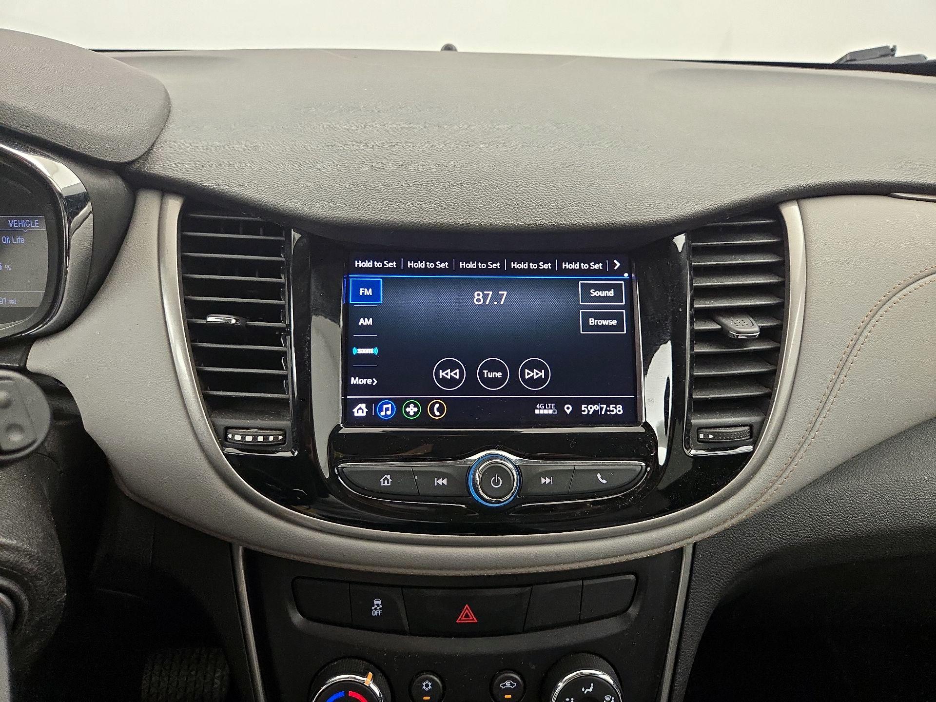 Thumbnail: 2020 Chevrolet Trax - 15