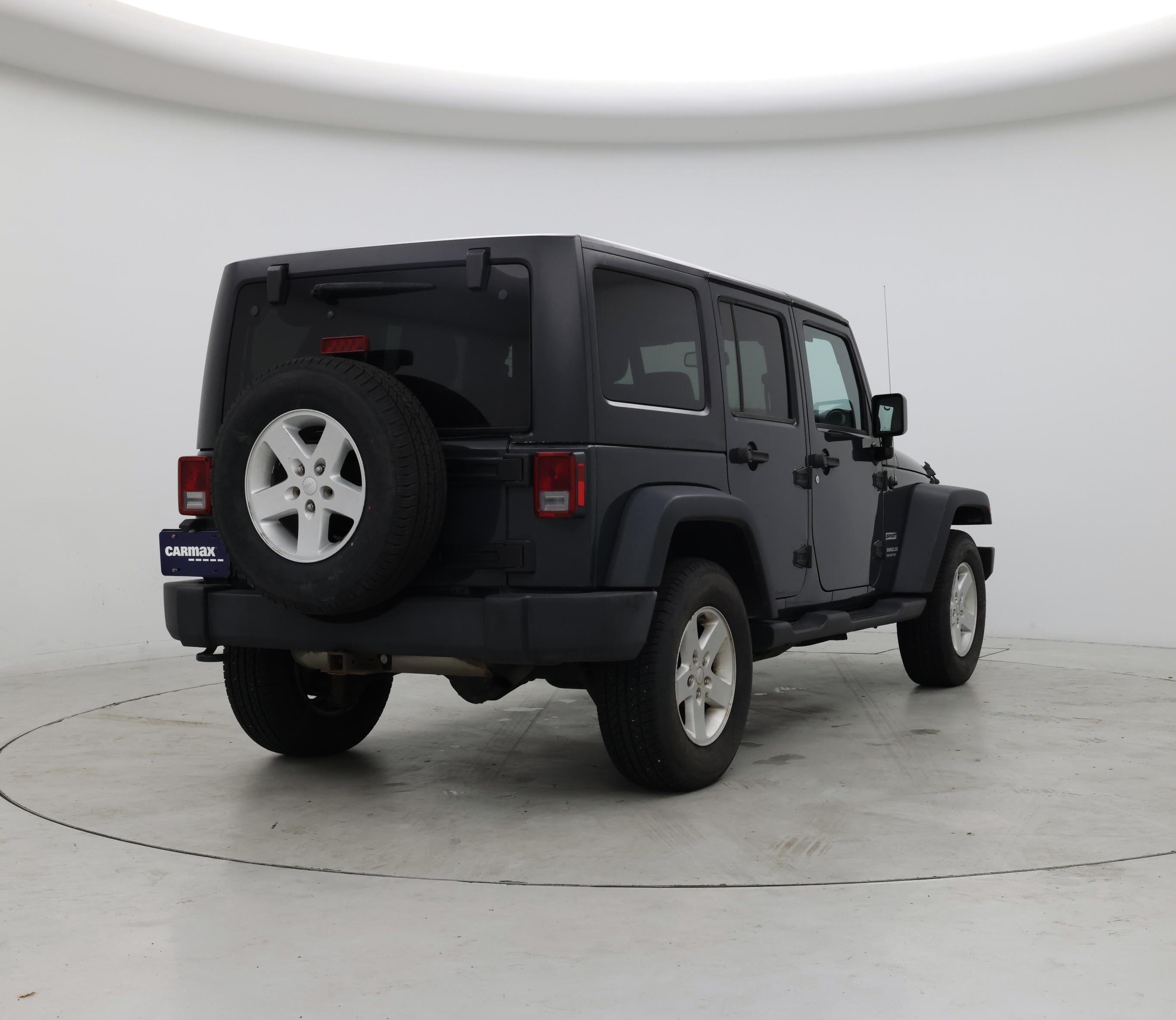 Thumbnail: 2017 Jeep Wrangler - 8