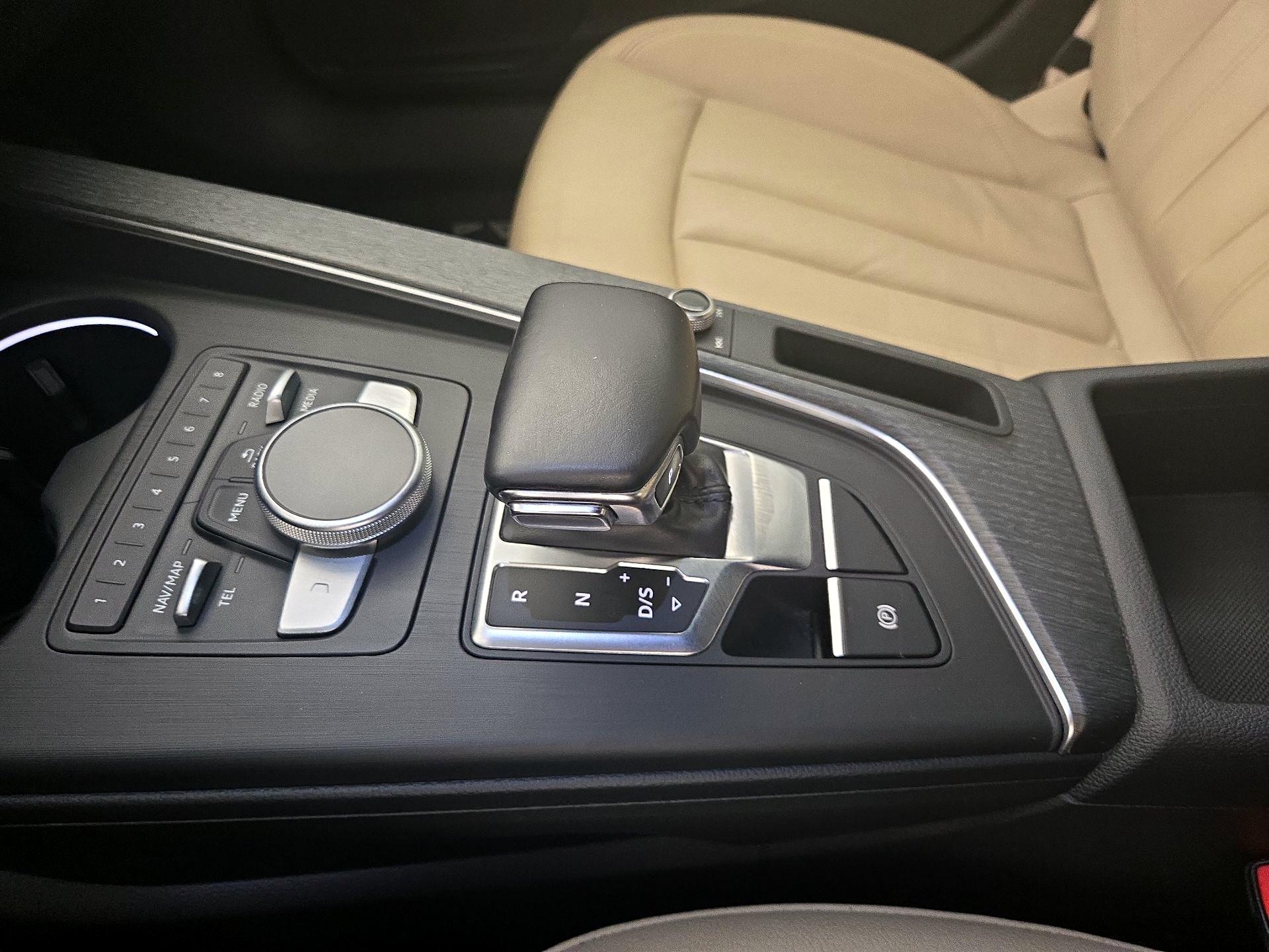 Thumbnail: 2017 Audi A4 - 18