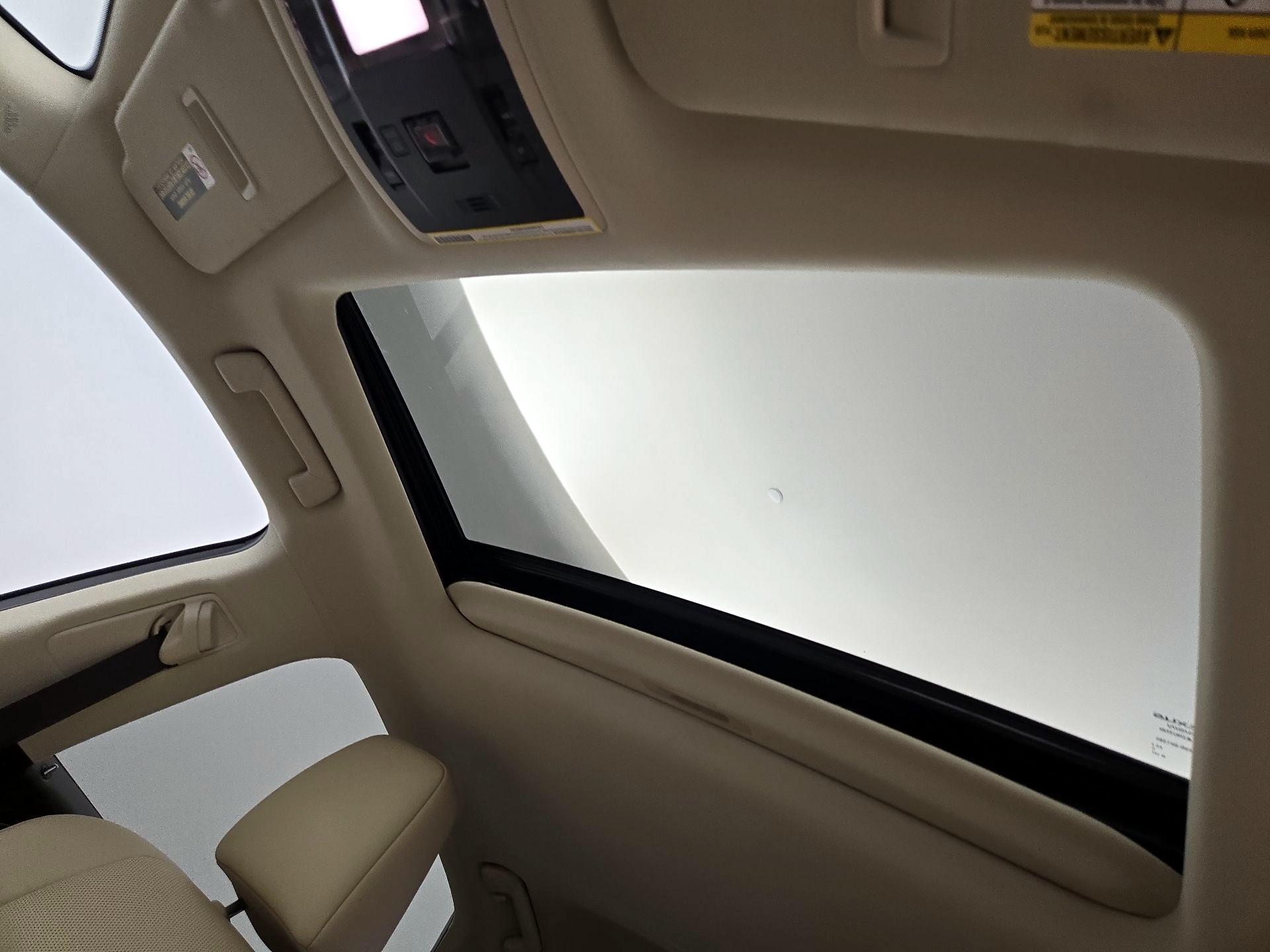 Thumbnail: 2020 Lexus RX - 20
