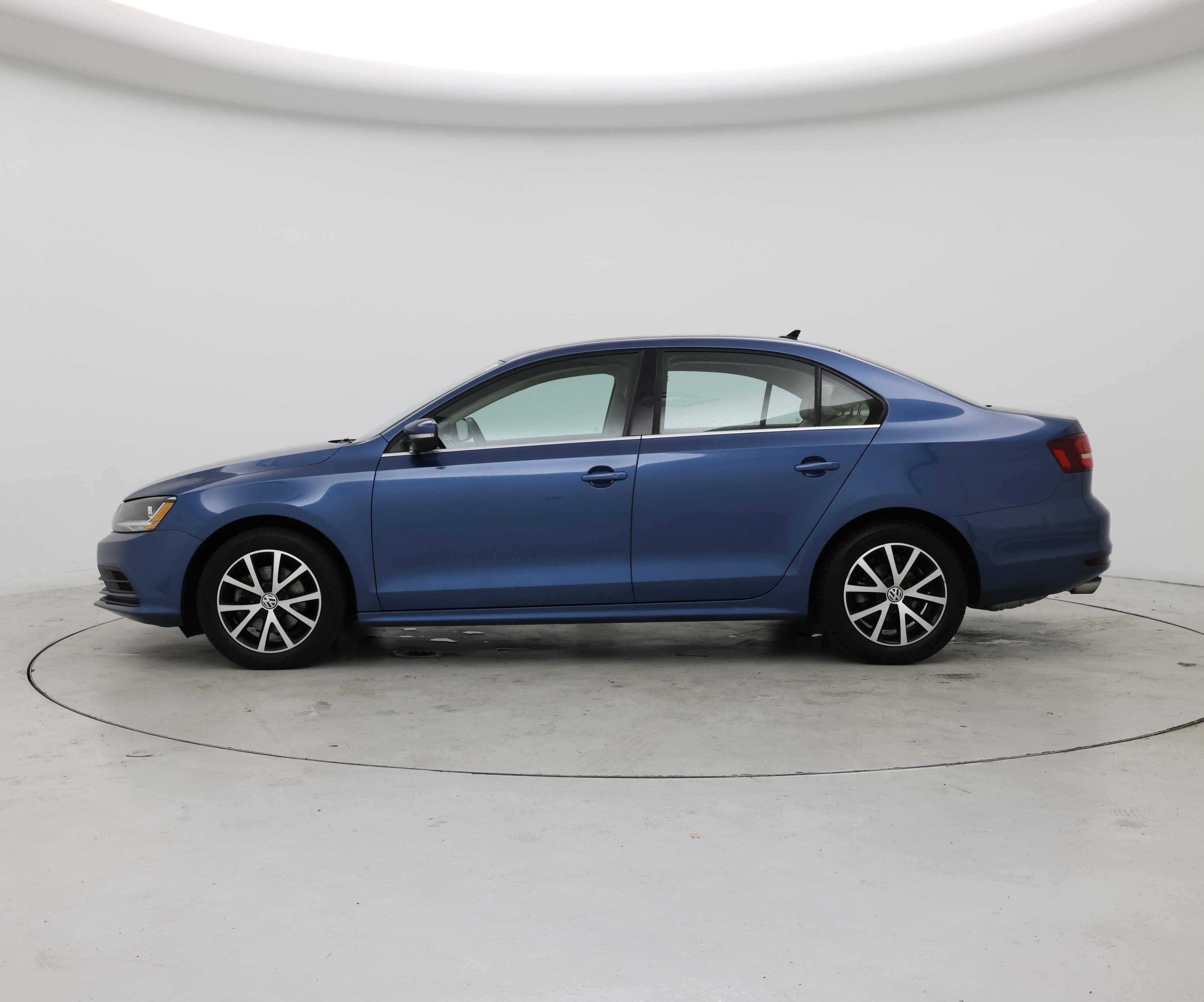 Thumbnail: 2017 Volkswagen Jetta - 3