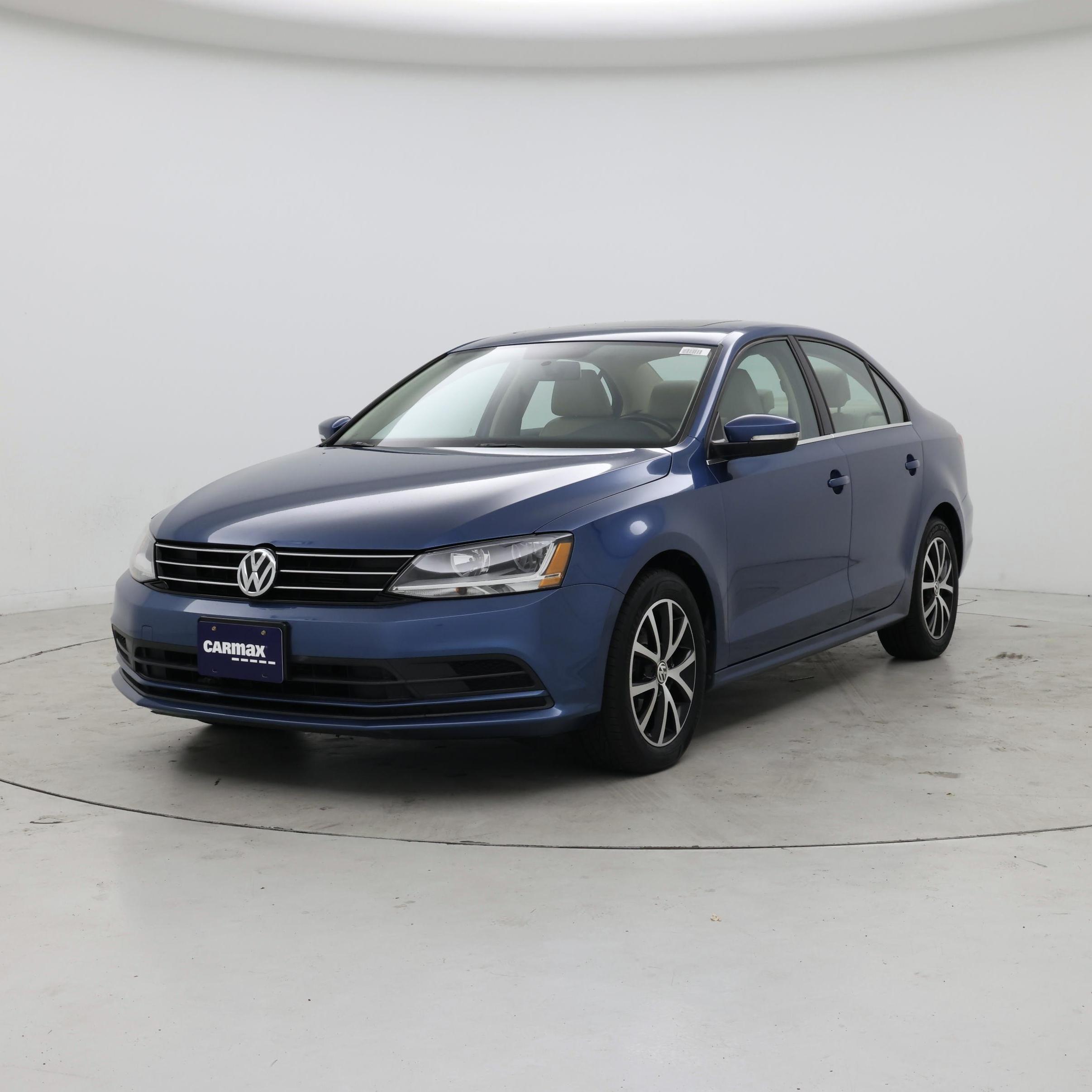 Thumbnail: 2017 Volkswagen Jetta - 4