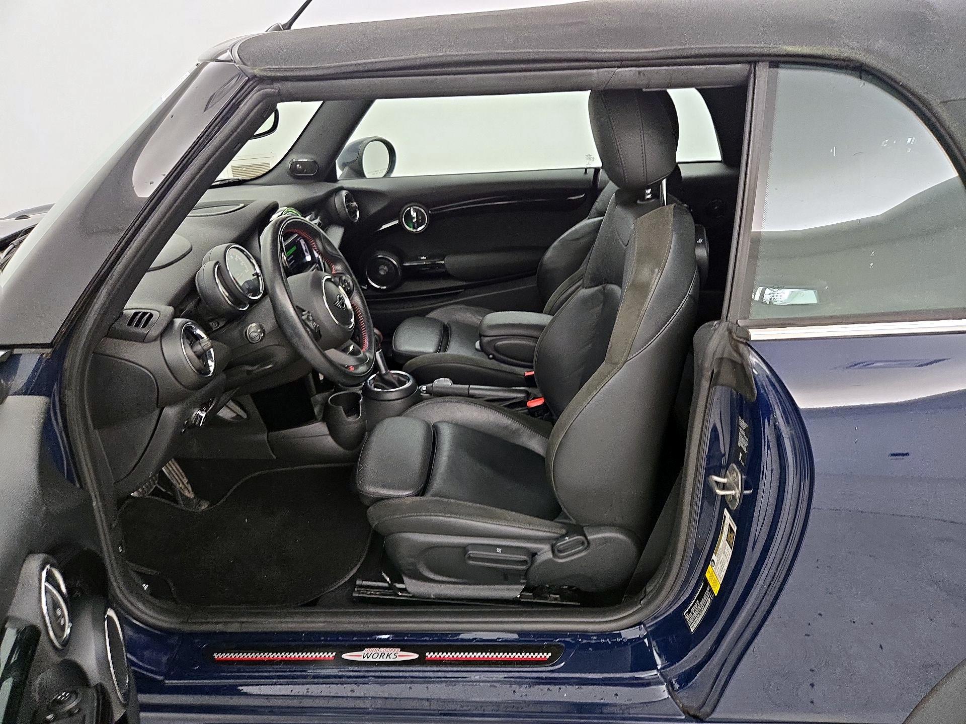 Thumbnail: 2019 MINI Cooper - 11