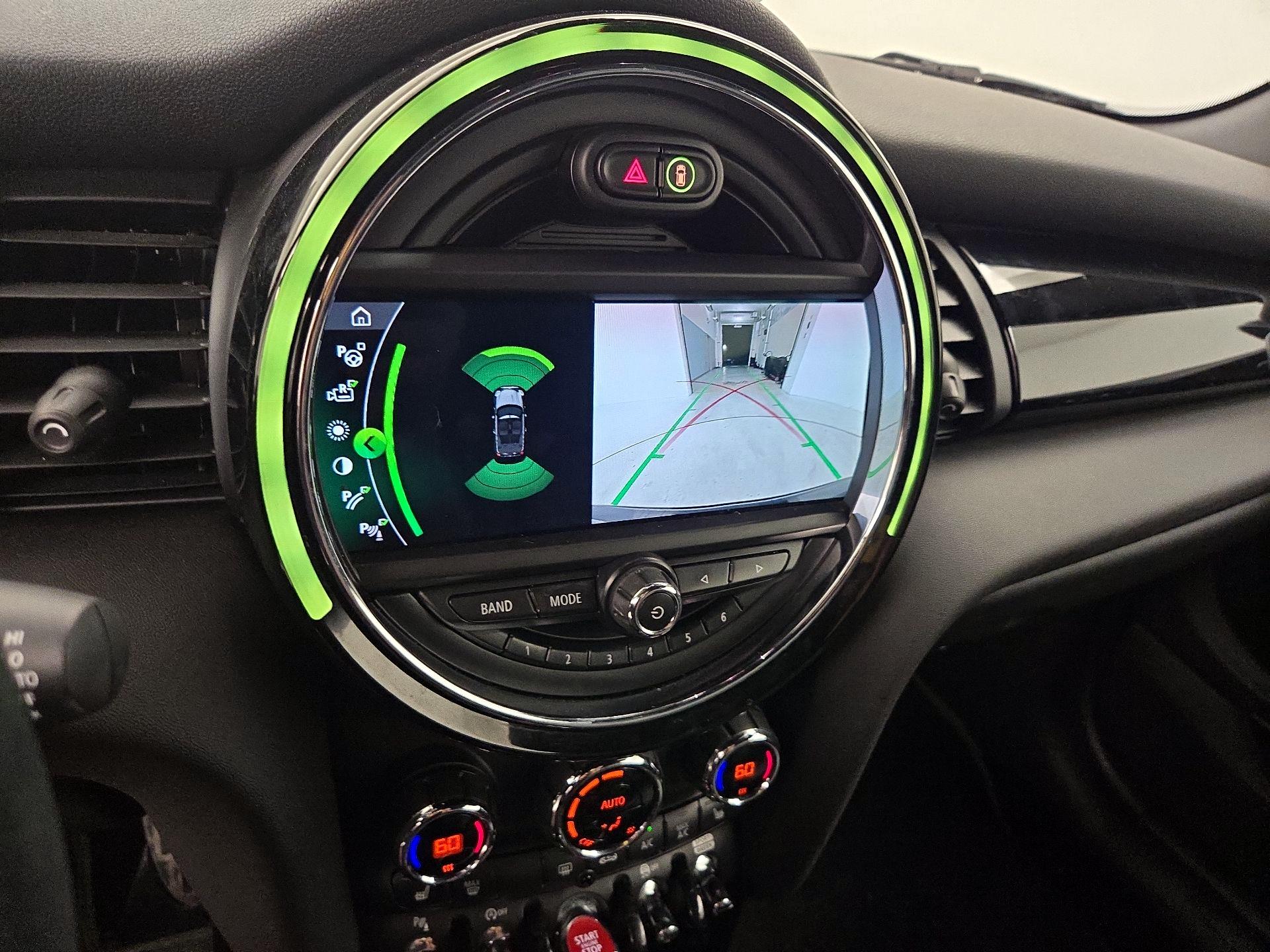 Thumbnail: 2019 MINI Cooper - 15